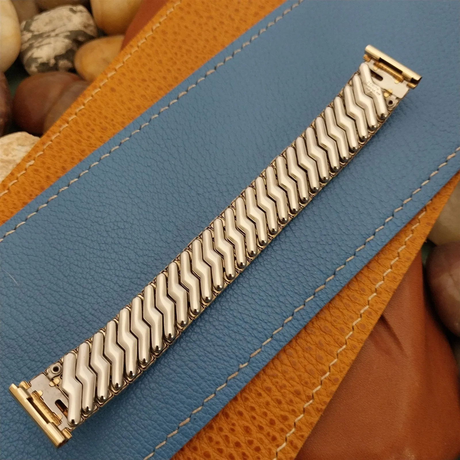 17.2mm Zenith Short Gold-Fill Classic Stretch Unused 1950s Vintage Watch Band
