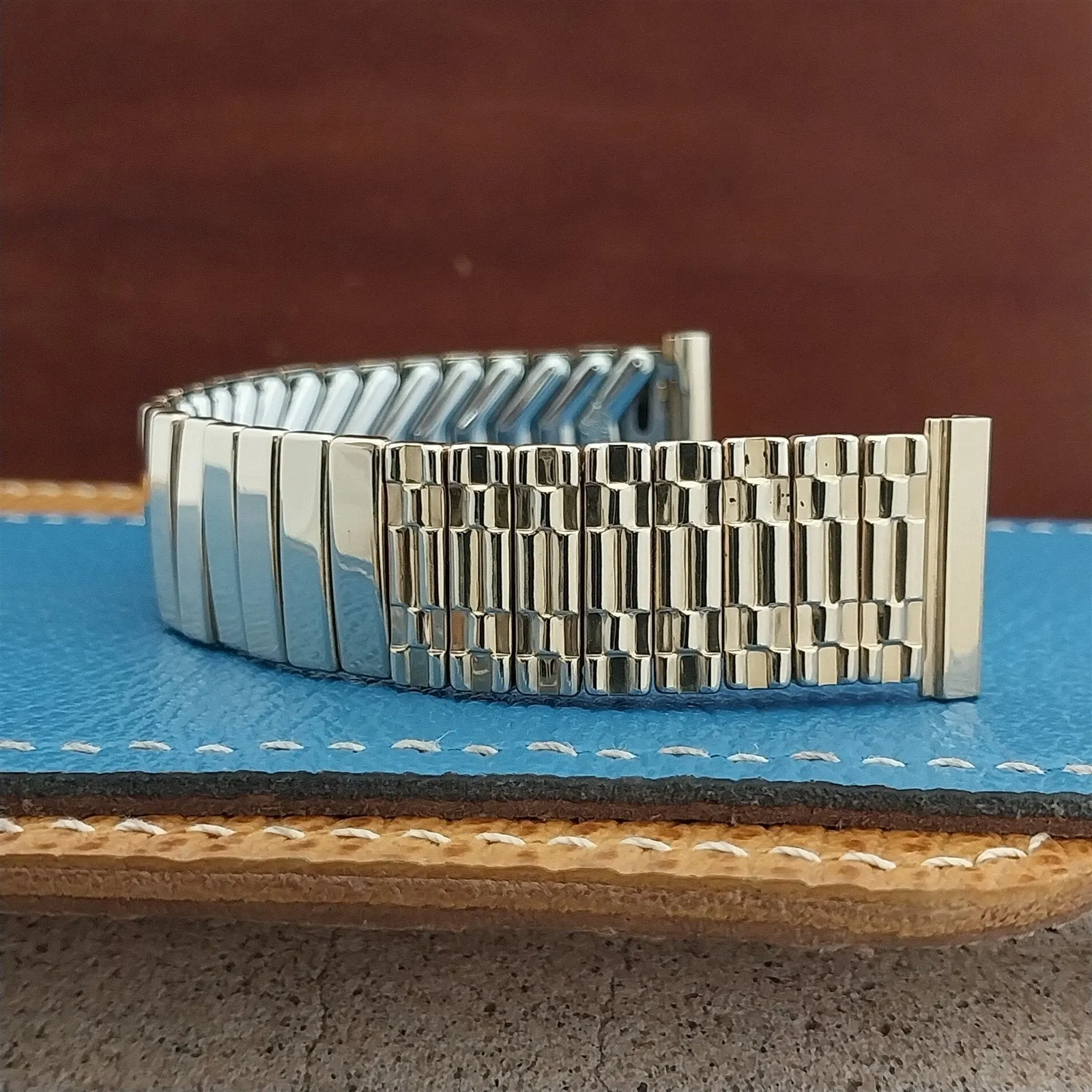 17.2mm Zenith Short Gold-Fill Classic Stretch Unused 1950s Vintage Watch Band