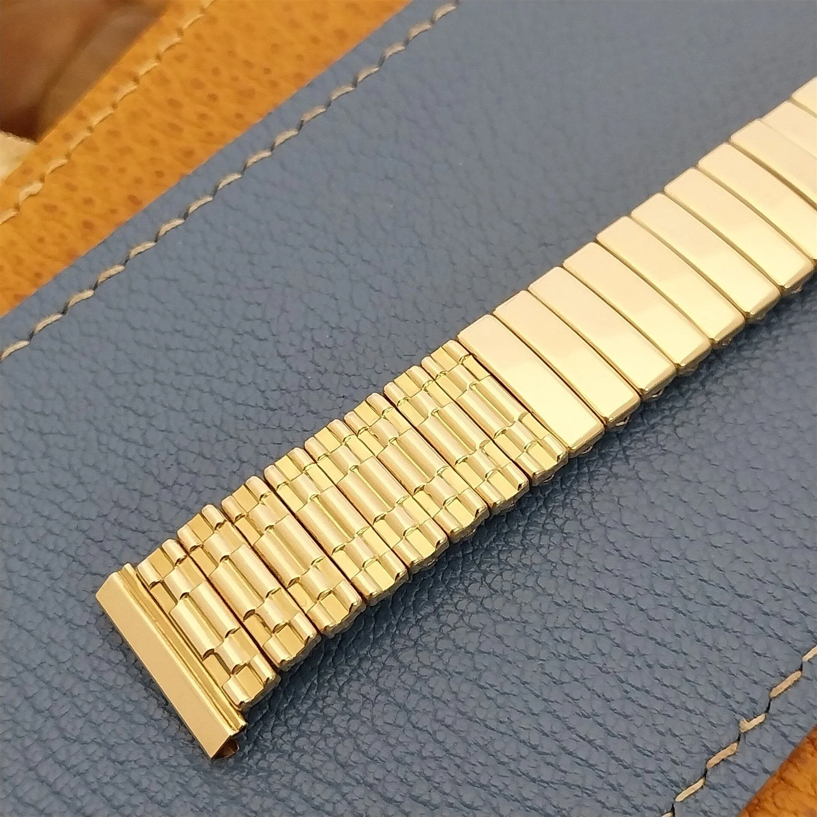 17.2mm Zenith Short Gold-Fill Classic Stretch Unused 1950s Vintage Watch Band