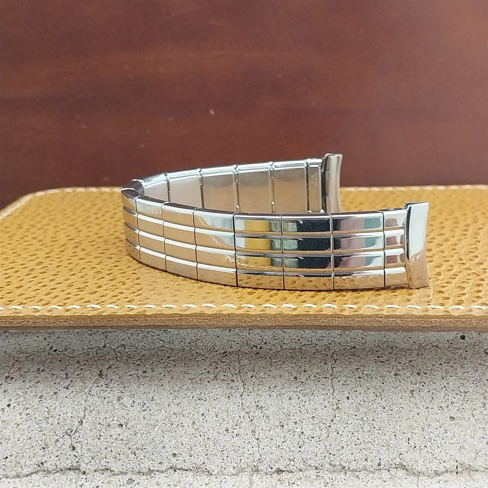 17mm Stainless Steel Classic Box-Link Expansion 1950s Gemex Vintage Watch Band