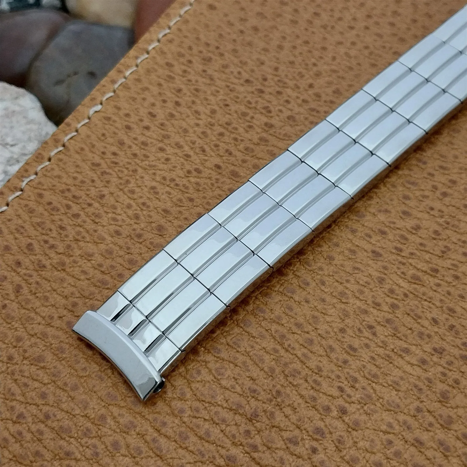 17mm Stainless Steel Classic Box-Link Expansion 1950s Gemex Vintage Watch Band