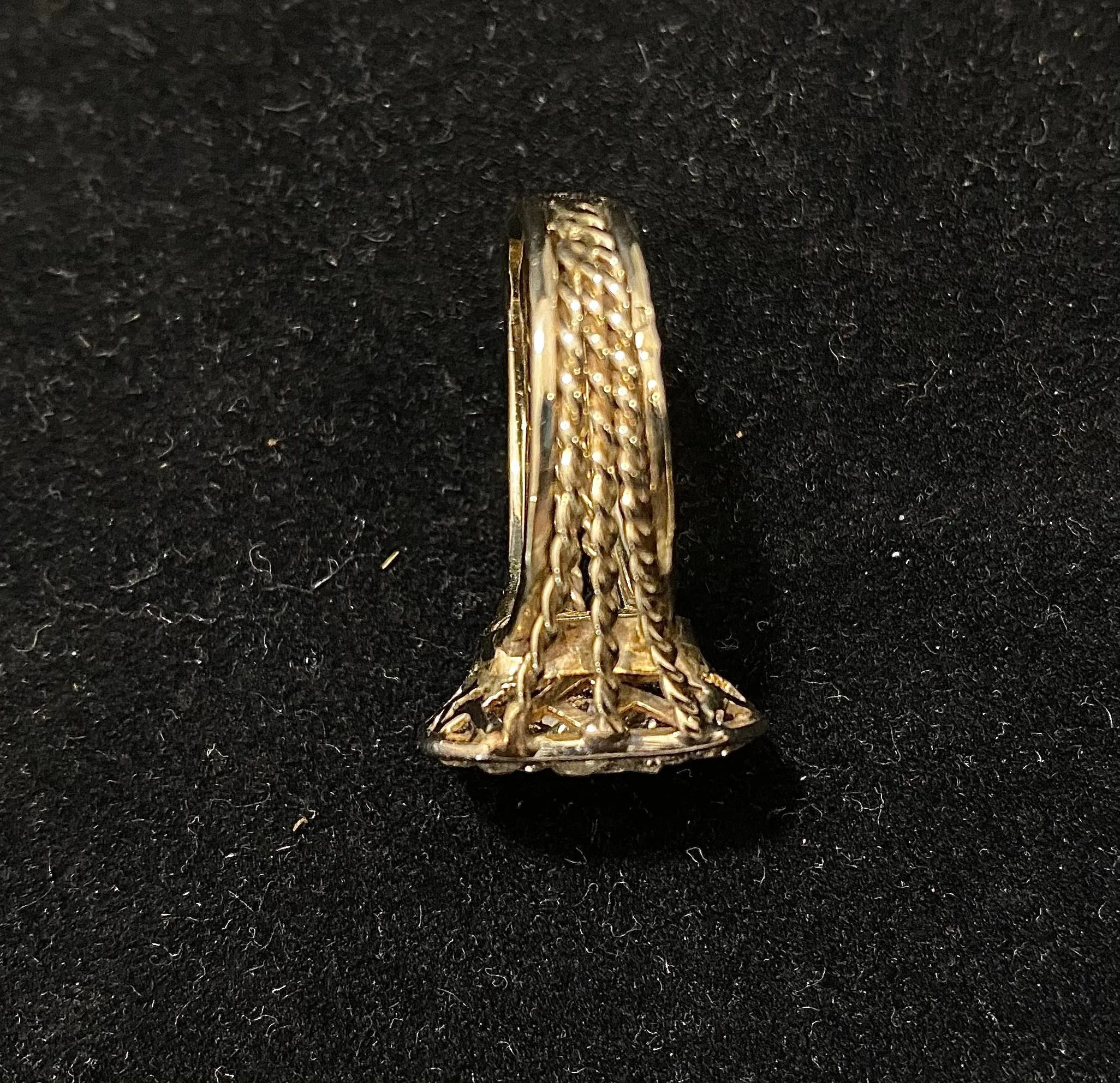1900's Antique Design Solid White Gold with Old Mine Diamonds Ring - $16K Appraisal Value w/CoA}