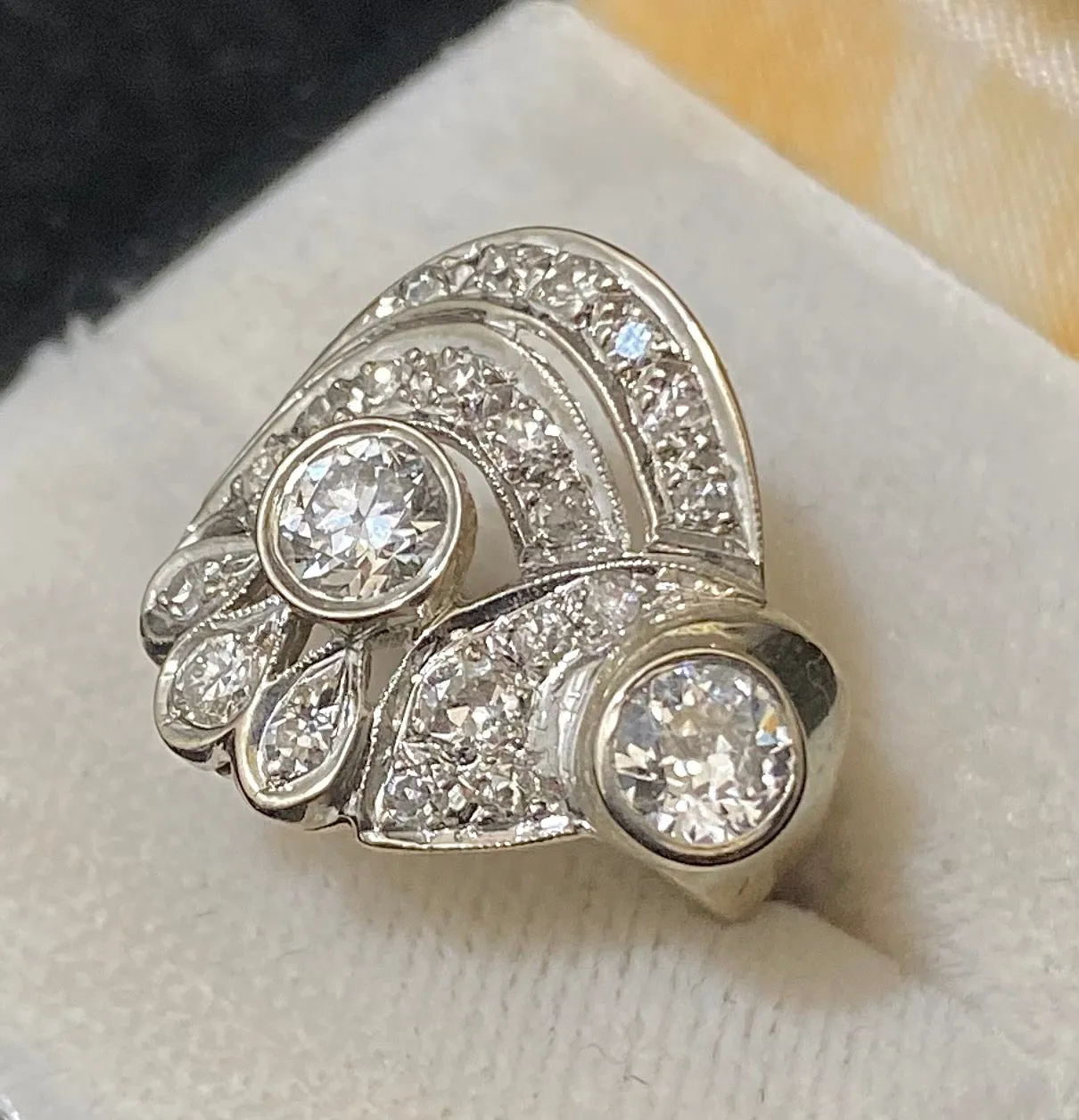 1920's Antique Design Solid White Gold with 26 Old Mine Diamonds Ring - $25K Appraisal Value w/CoA}