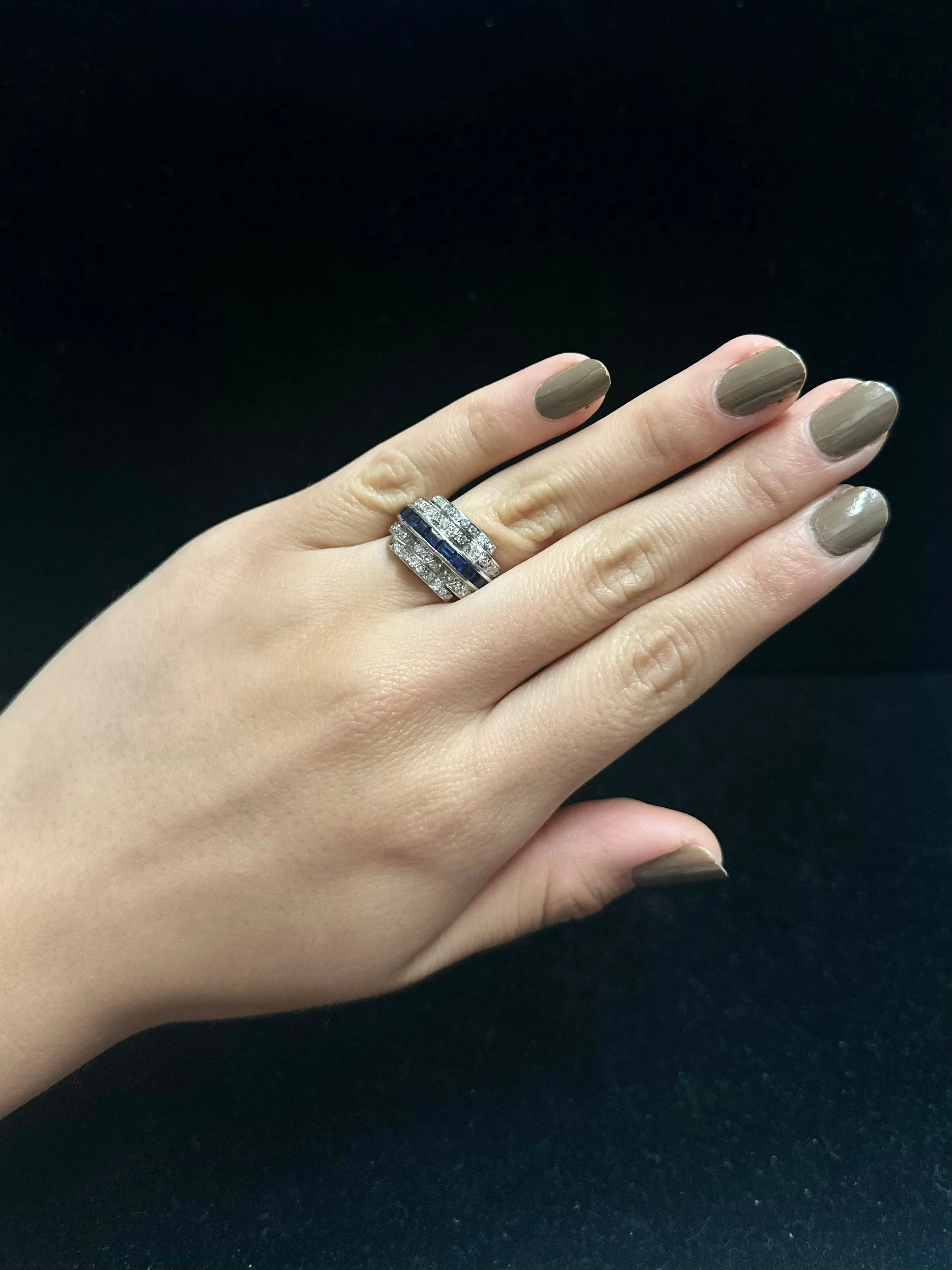 1920'S DIAMOND & SAPPHIRE DESIGNER RING IN SOLID WHITE GOLD -  $30K APR w/ CoA!!