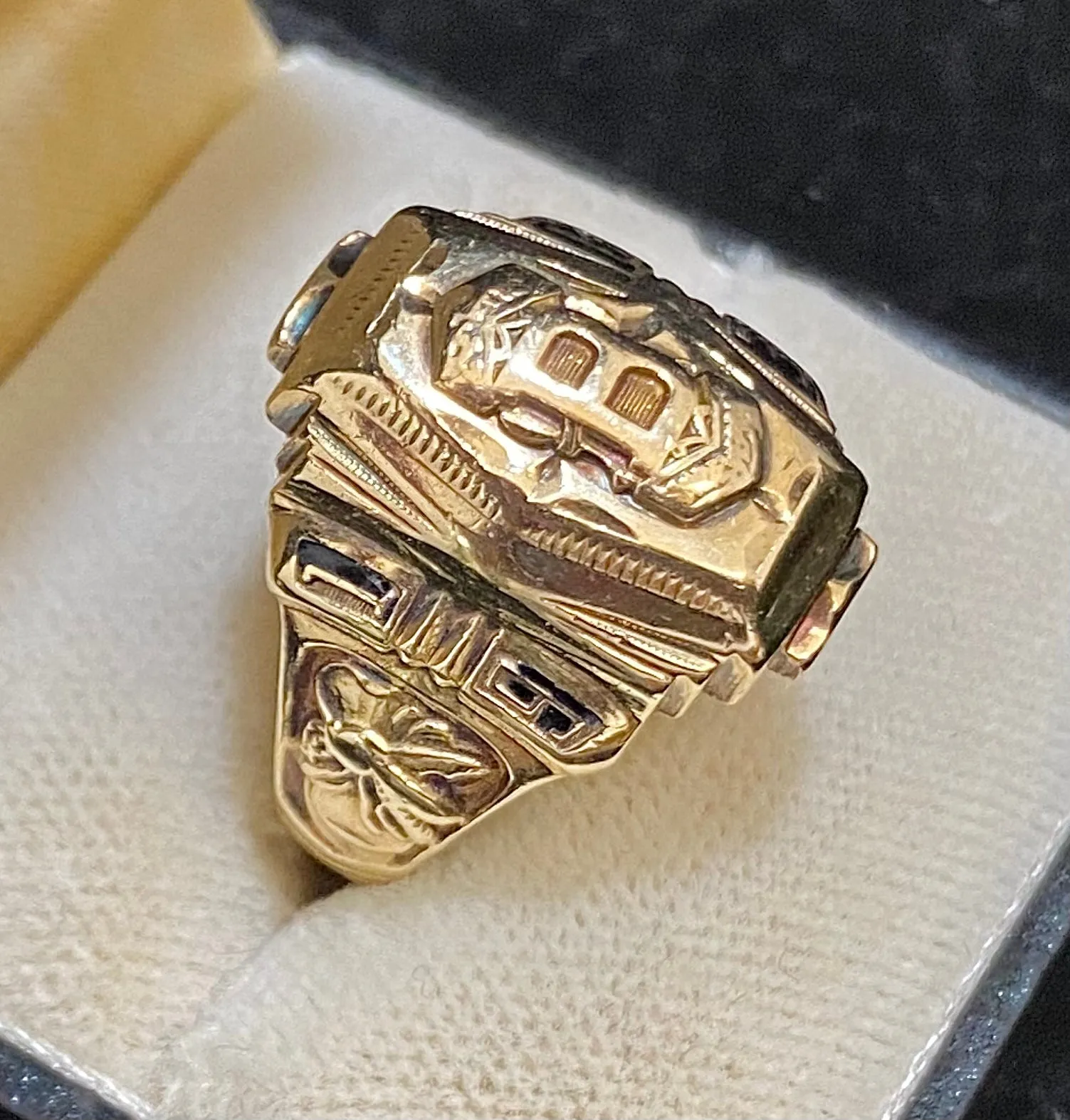 1936 Antique School Year Ring in Solid Yellow Gold - $6K Appraisal Value w/CoA}