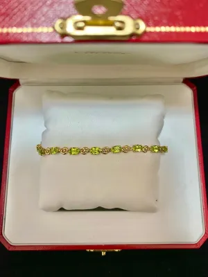 1940's Unique Vintage Solid Yellow Gold Bracelet with 14 Peridots - $8K Appraisal Value w/CoA}