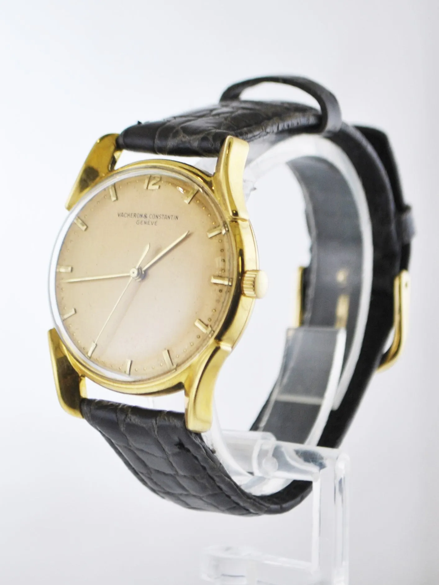 1940's Vacheron Constantin Extremely Rare Vintage Wristwatch in 18 Karat Yellow Gold on Leather Strap - $30K VALUE