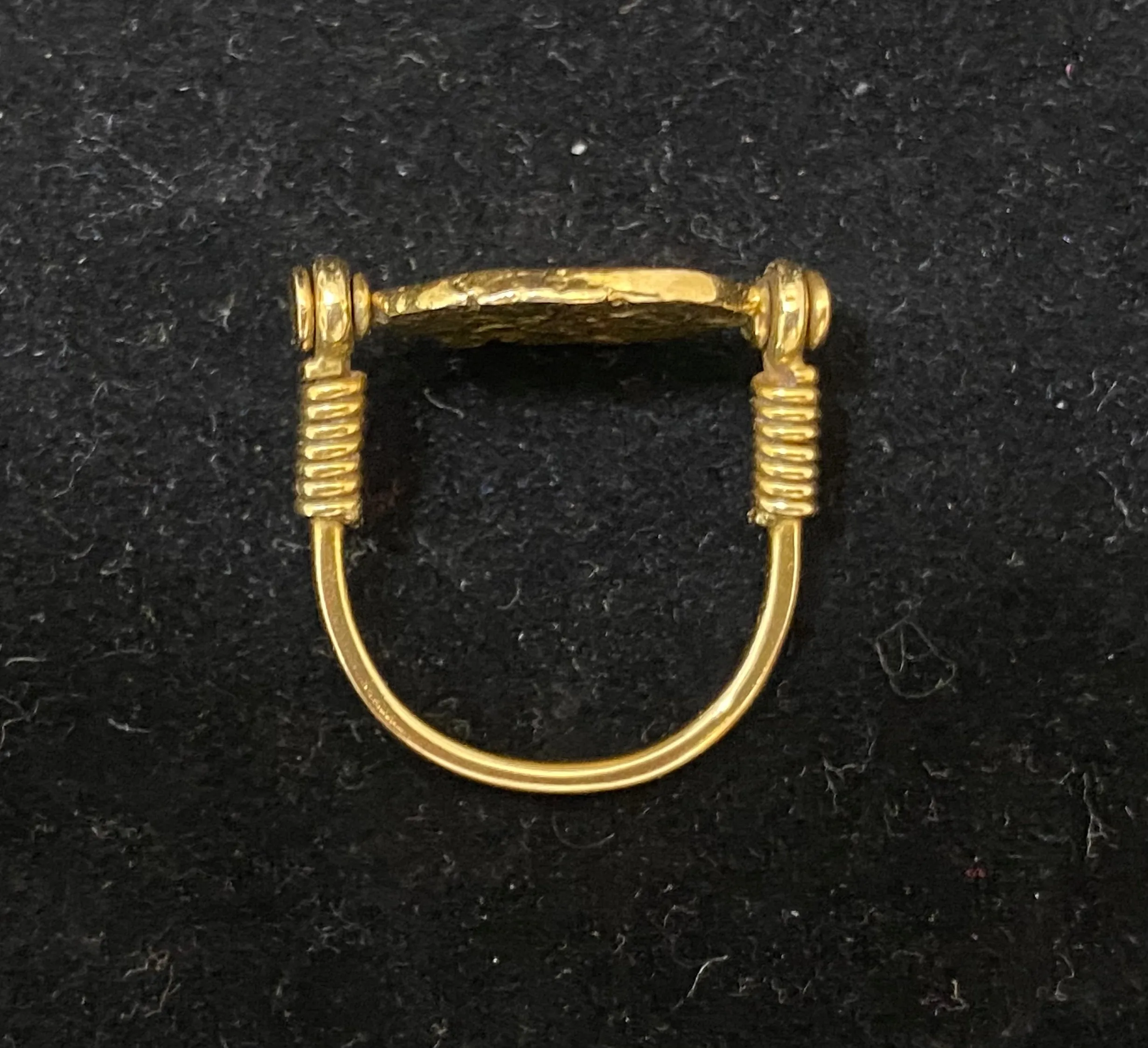 Antique Design Solid Yellow Gold Coin Signet Reversible Ring - $6K Appraisal Value w/CoA}