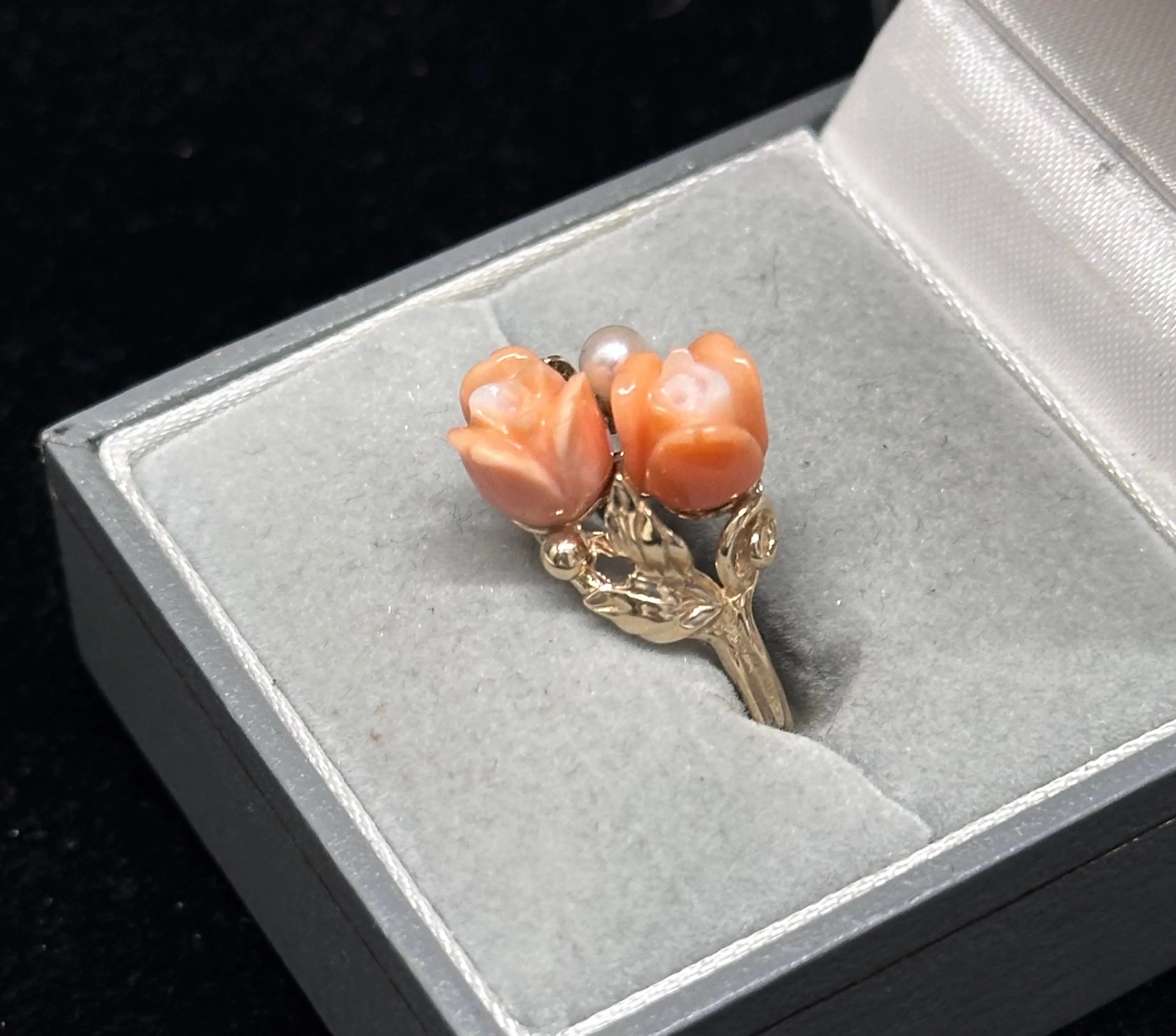 ANTIQUE DESIGNER LADIES CORAL STONE YELLOW GOLD SETTING RING - $10K APR w/ CoA!!