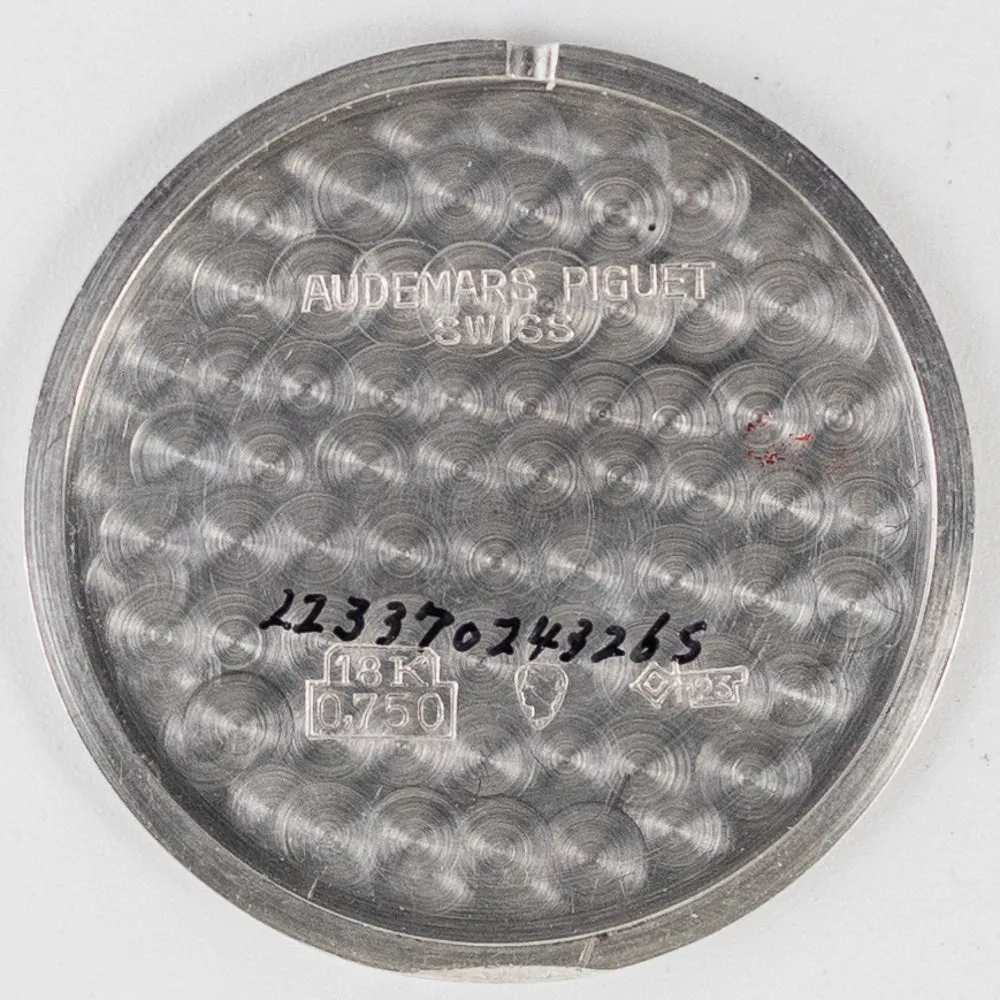 AUDEMARS PIGUET EXTRA FLAT