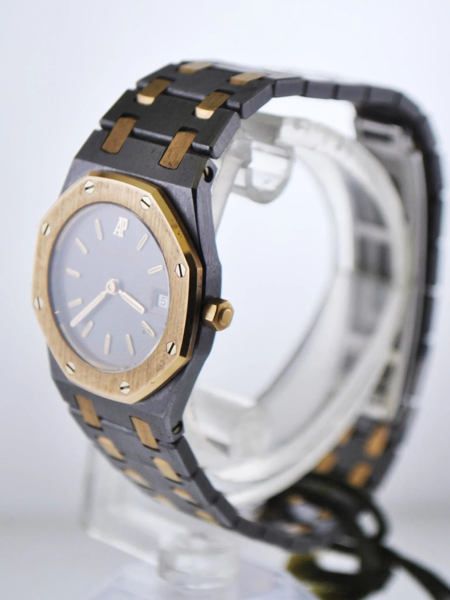 AUDEMARS PIGUET Royal Oak Wristwatch Octagonal Bezel in 18K Rose Gold & Titanium - $40K VALUE