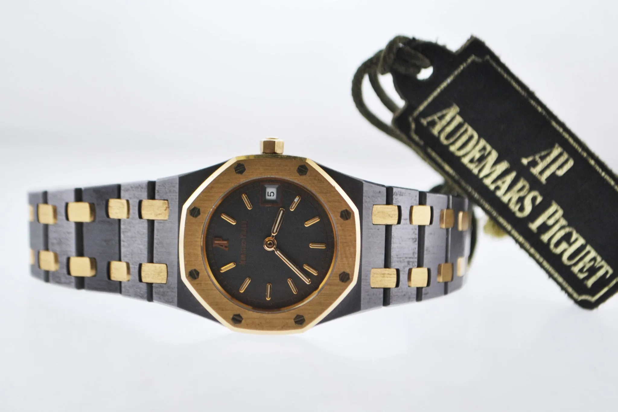 AUDEMARS PIGUET Royal Oak Wristwatch Octagonal Bezel in 18K Rose Gold & Titanium - $40K VALUE