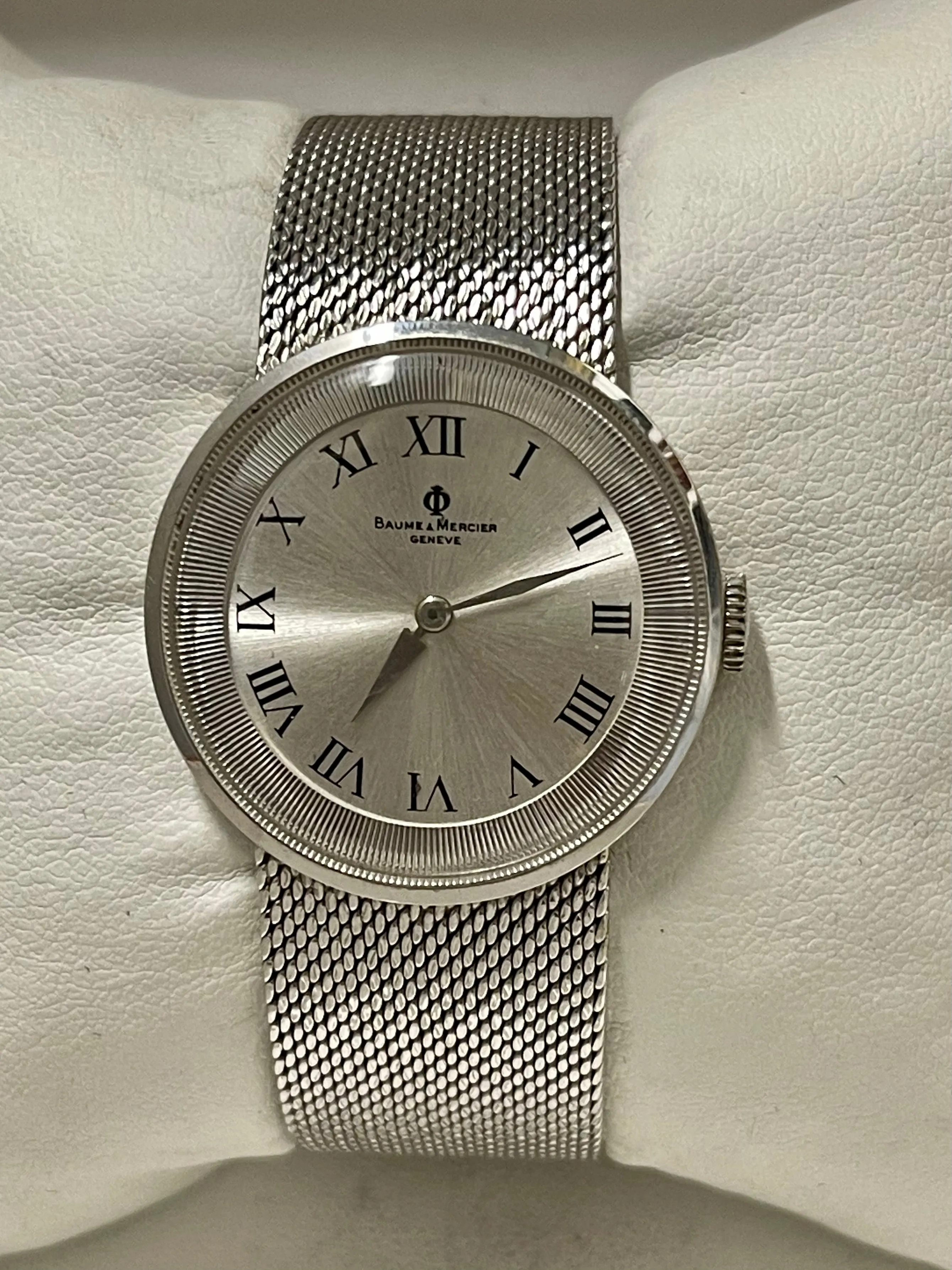 Baume & Mercier Beautiful Solid White Gold Men's Wrist Watch - $20K APR w/ COA!!