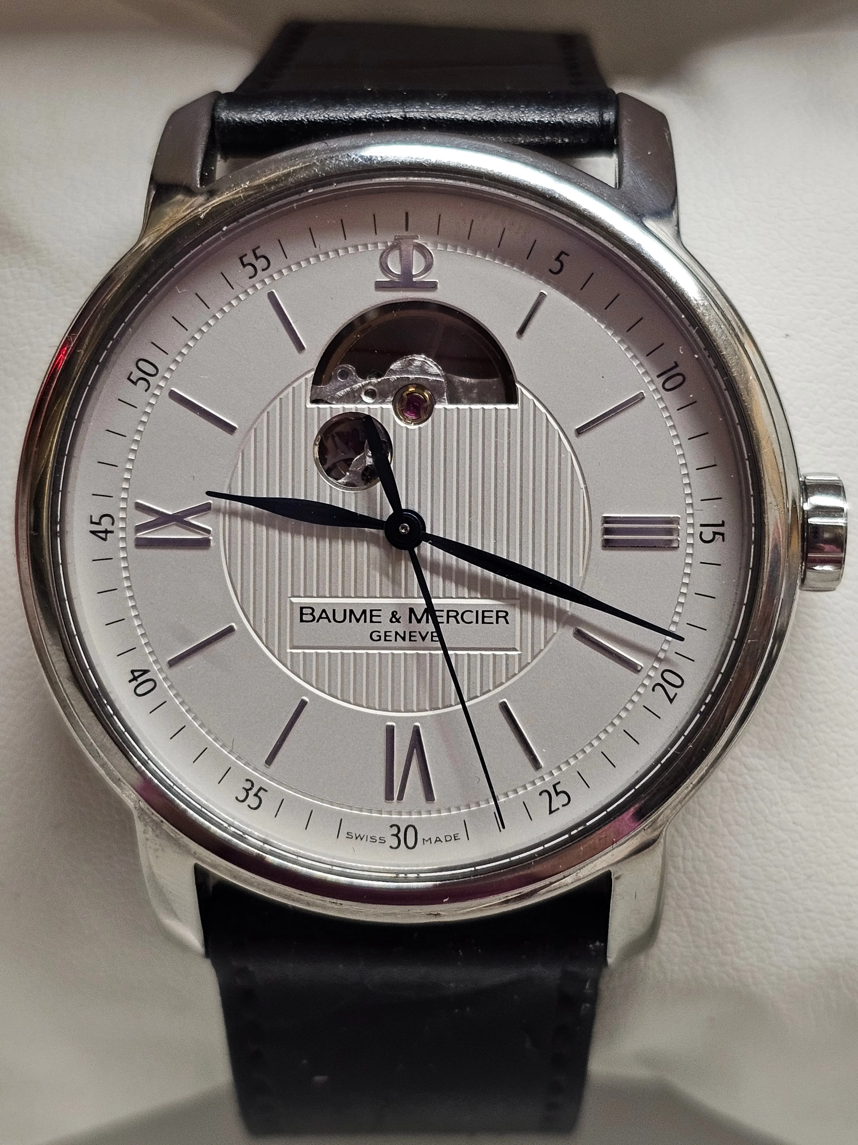 BAUME & MERCIER SS Large Round Case Skeleton Back Men's Watch - $10K APR w/ COA!