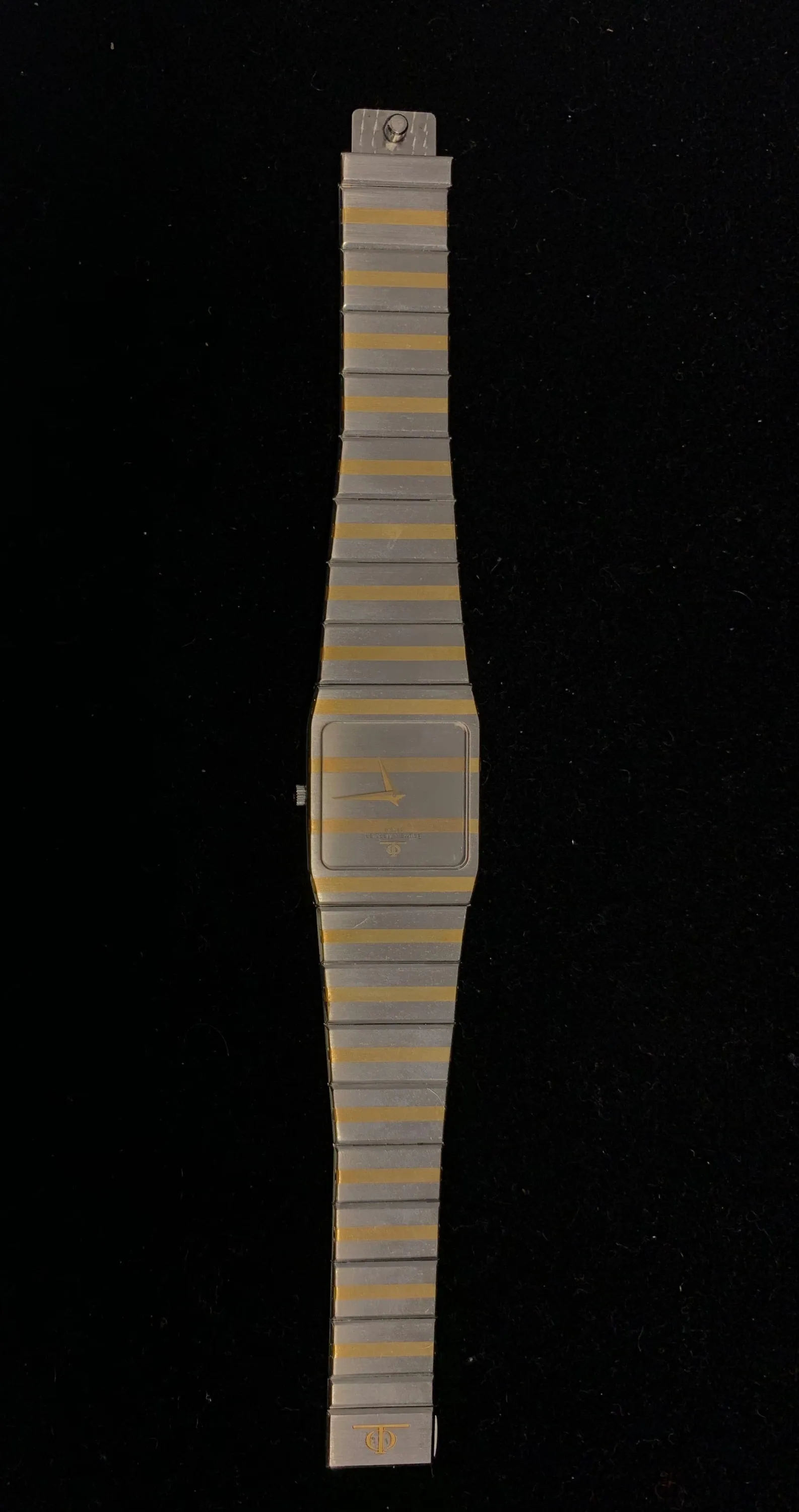 BAUME & MERCIER Vintage c. 1980s 18K Gold Striped Wristwatch - $10K APR Value w/ CoA!