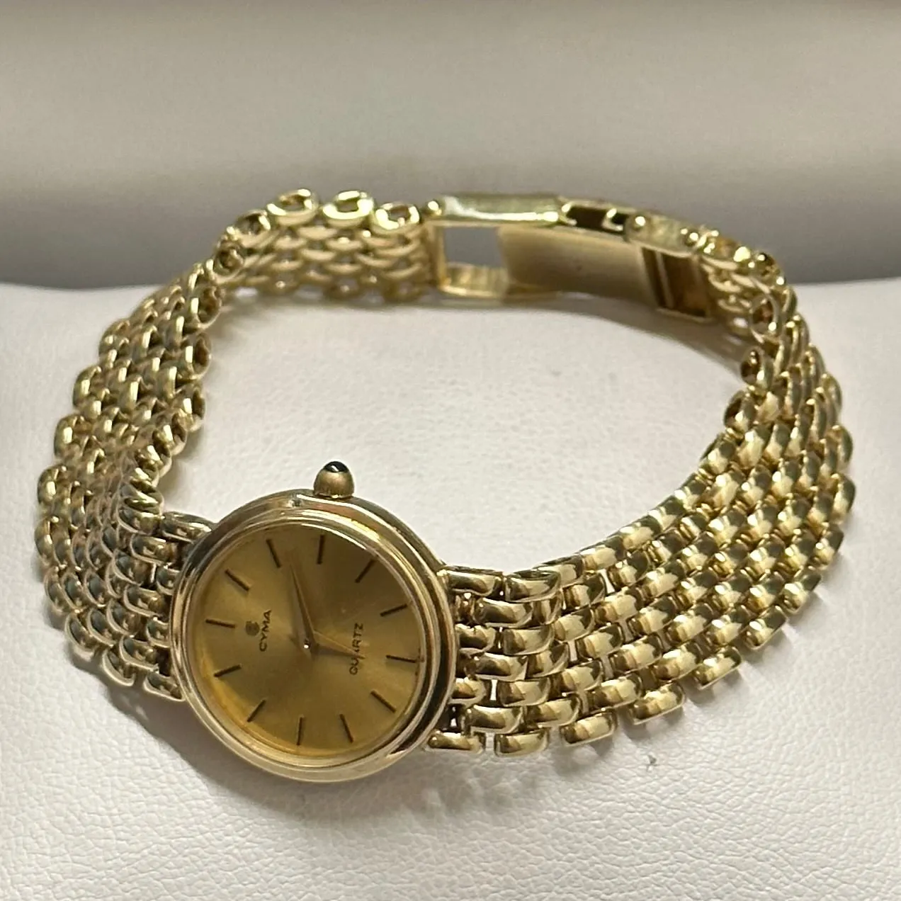 Beautiful CYMA Brand New 14K Solid Yellow Gold Ladies Watch - $12K APR w/ COA!!!