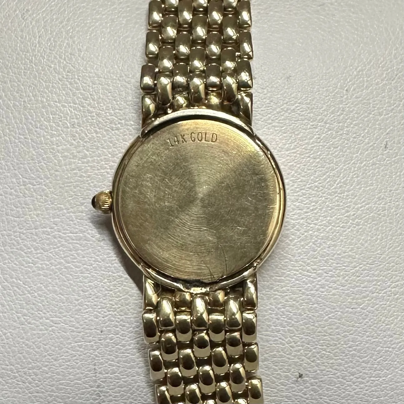 Beautiful CYMA Brand New 14K Solid Yellow Gold Ladies Watch - $12K APR w/ COA!!!
