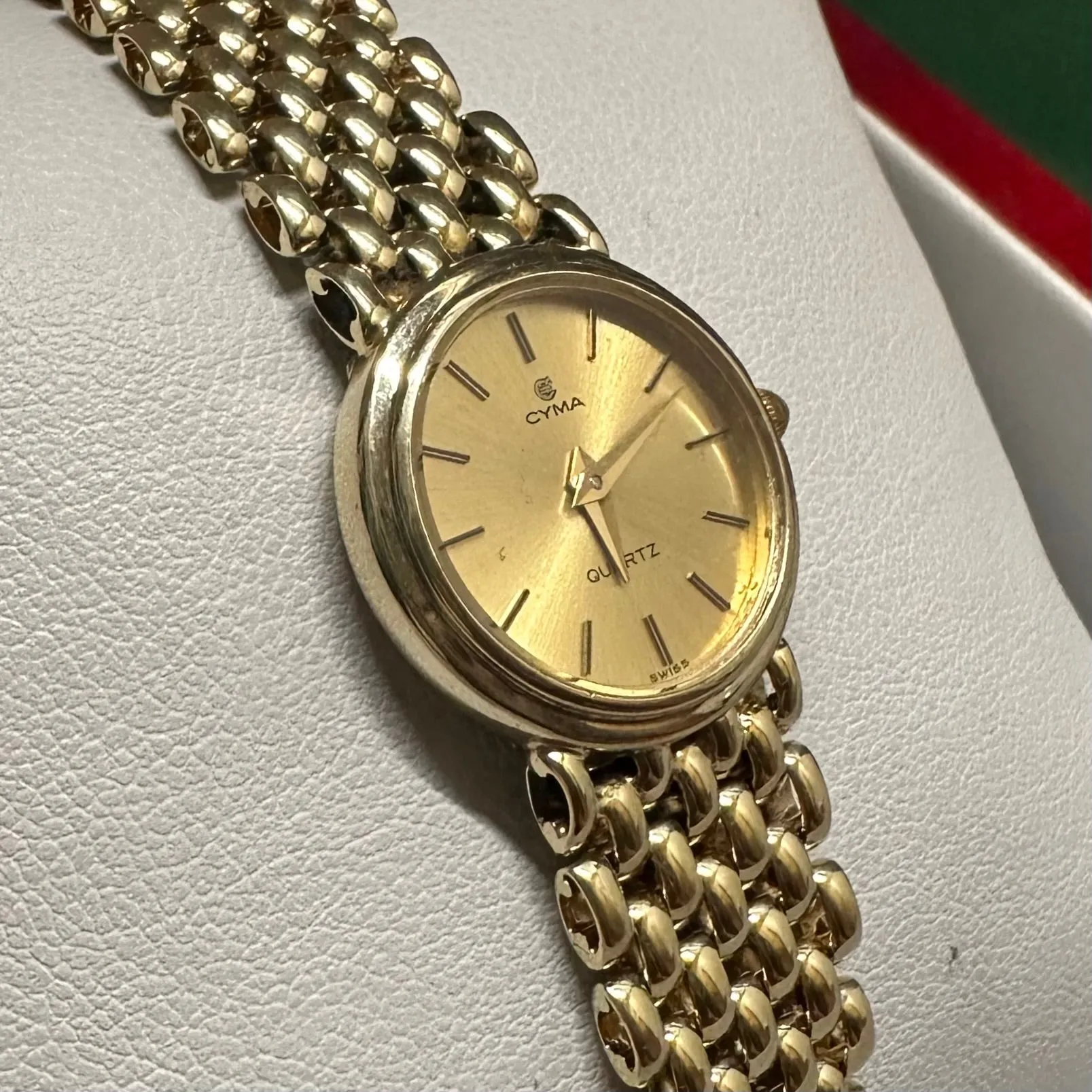 Beautiful CYMA Brand New 14K Solid Yellow Gold Ladies Watch - $12K APR w/ COA!!!
