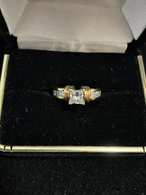 BEAUTIFUL Designer Solid Yellow Gold Princess-Cut Diamond Engagement Ring - $15K Appraisal Value w/ CoA }