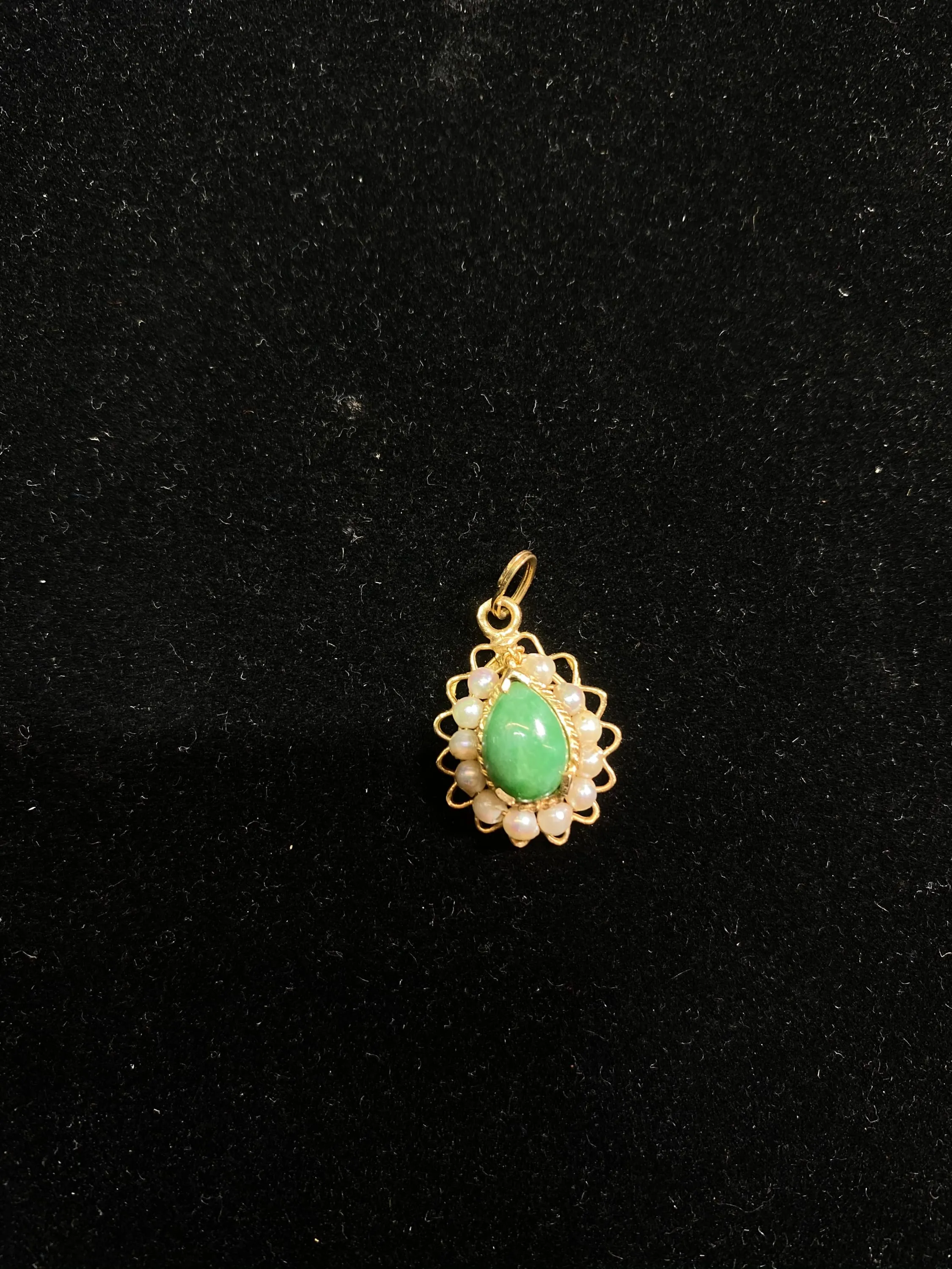 Beautiful Jade SYG Pendant with 12 Pearls - $6K Appraisal Value w/ CoA! }