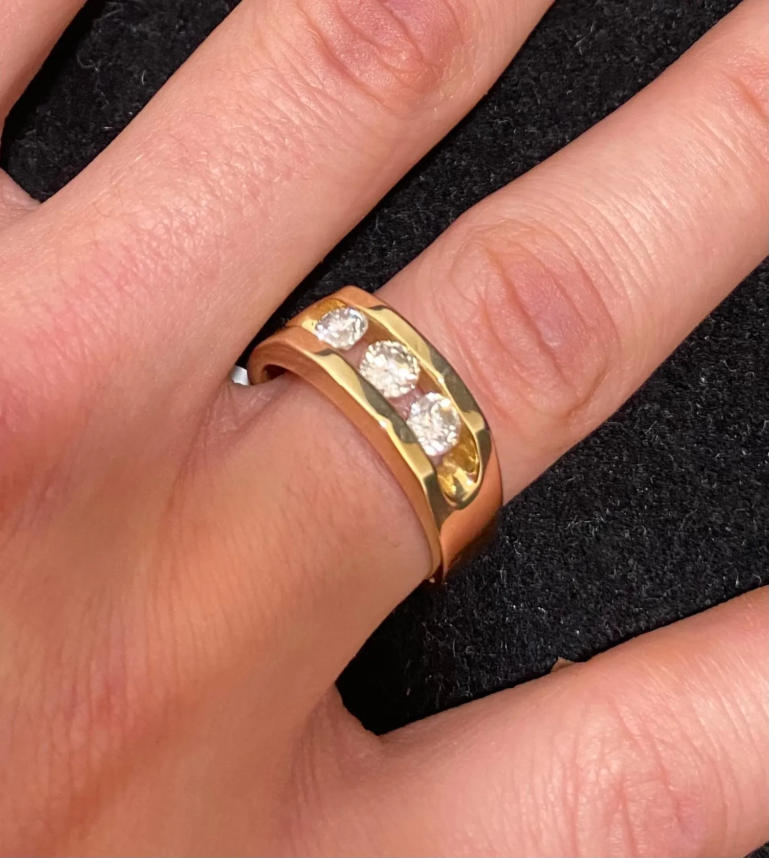 Beautiful Solid Yellow Gold 3-Diamond Channel-set Ring - $12K Appraisal Value w/CoA}