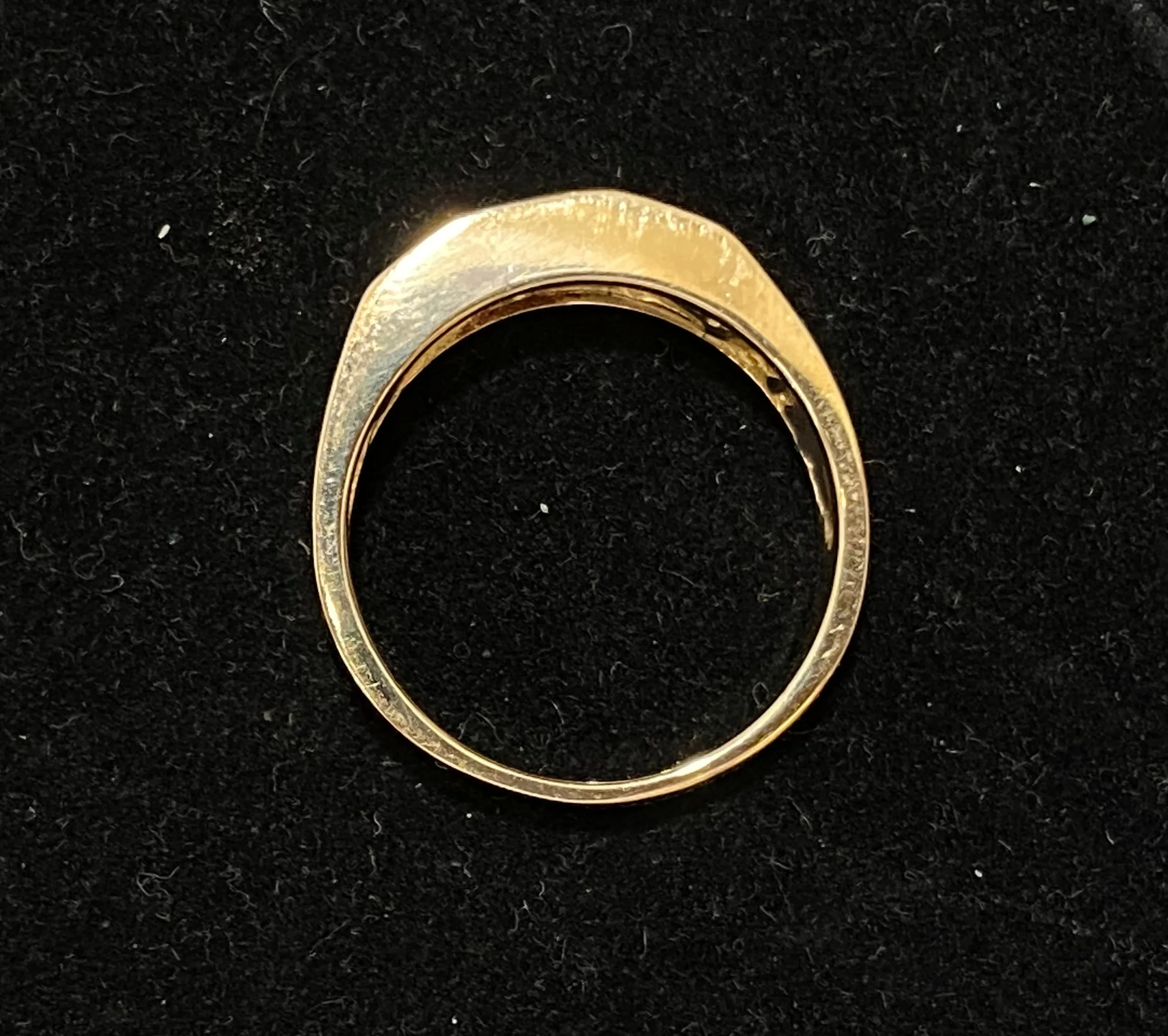 Beautiful Solid Yellow Gold 3-Diamond Channel-set Ring - $12K Appraisal Value w/CoA}