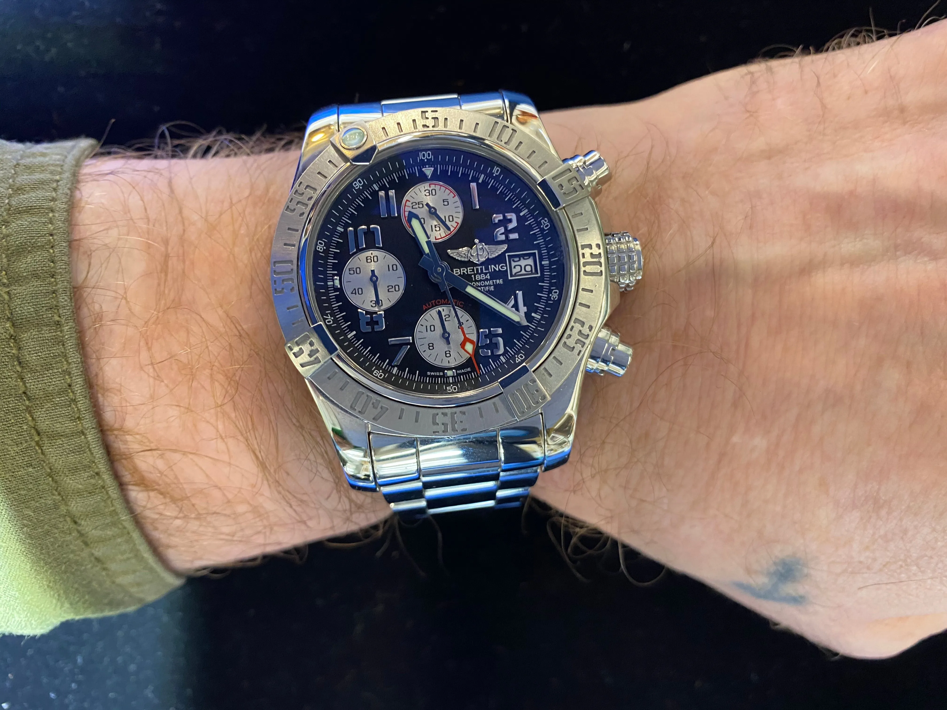 BREITLING JUMBO CHRONOGRAPH AUTOMATIC PERPETUAL MEN’S WATCH WITH BREITLING SIGNATURE! – $10K APR w/CoA!|