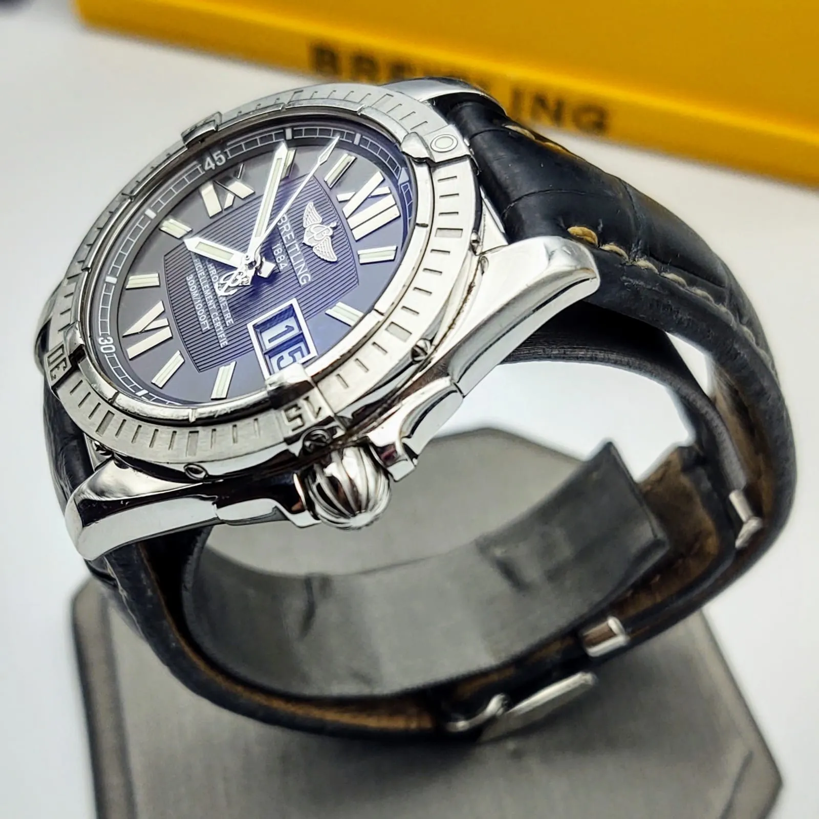 BREITLING Windrider Cockpit Watch Chronometer Officiellement Certifie 300M Wristwatch