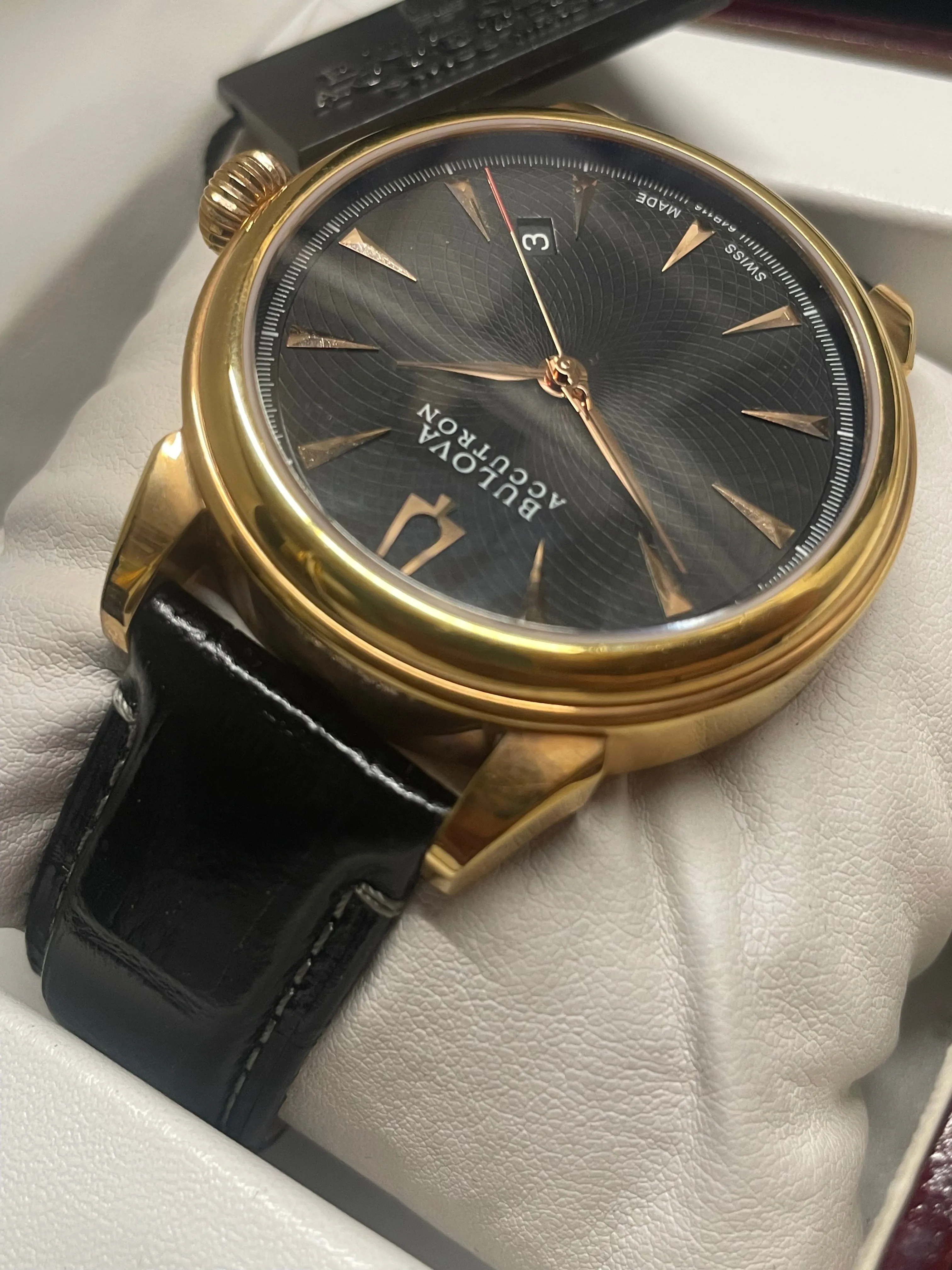 Bulova Accutron, Rose Gold Tone, Skeleton Back, Men's Watch - $3.5K APR w/ COA!!