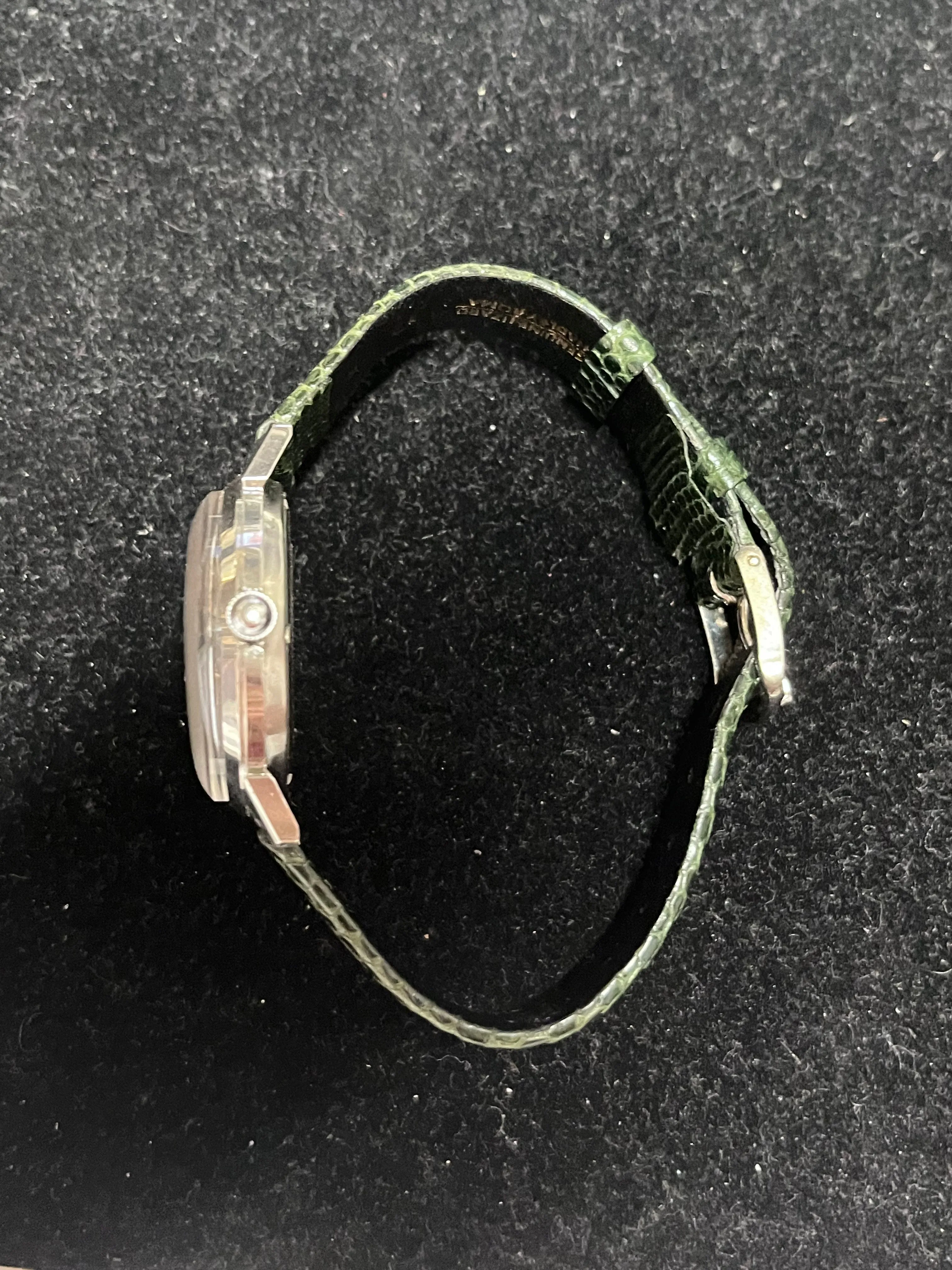 BULOVA Rare 1950's Mens Wristwatch Beautiful Green Lizard Band - $6K APR w/ COA!