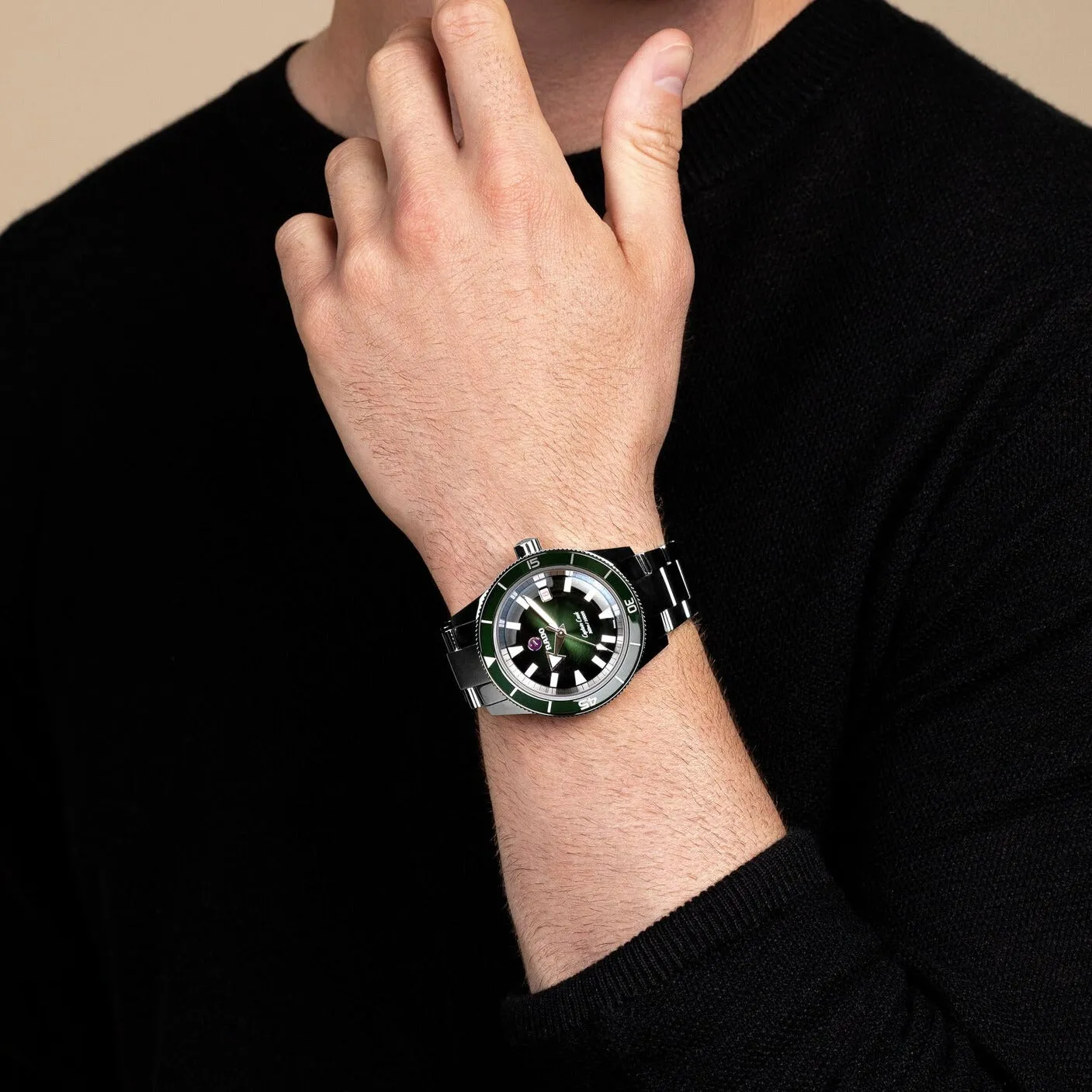 Captain Cook Men Analog Stainless Steel Automatic Watch R32105313
