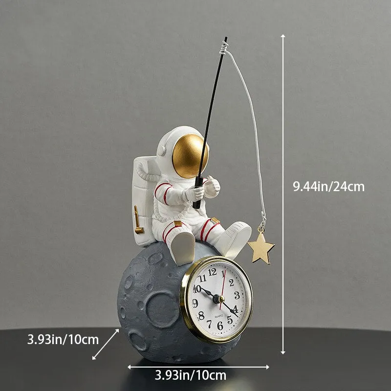 Creative Desk Clock Fishing Spaceman Decoration Astronaut Bedroom Bedside Wake-Up Clock Cartoon Office Alarm Clock Adornment