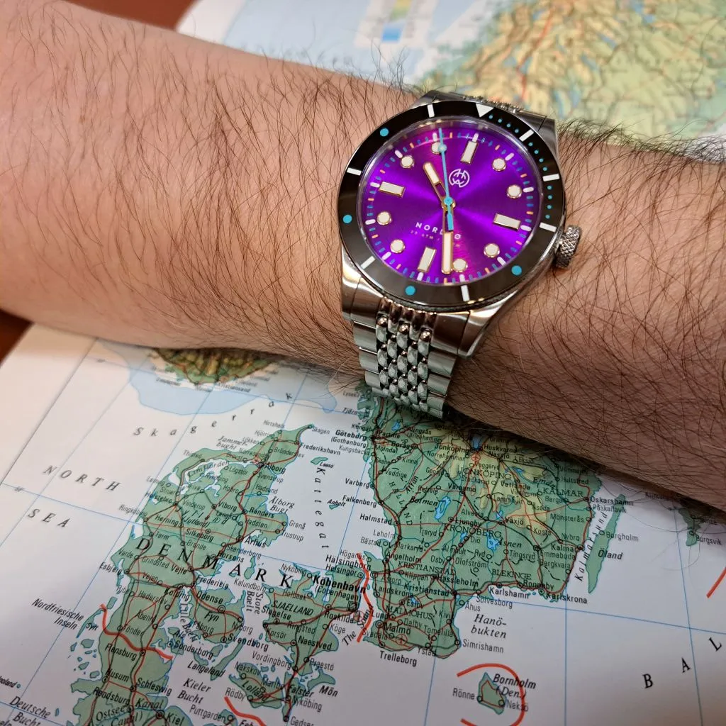 Henry Archer Nordsø - Neon&nbsp;III&nbsp;316 (Purple&nbsp;Sunburst&nbsp;Dial)