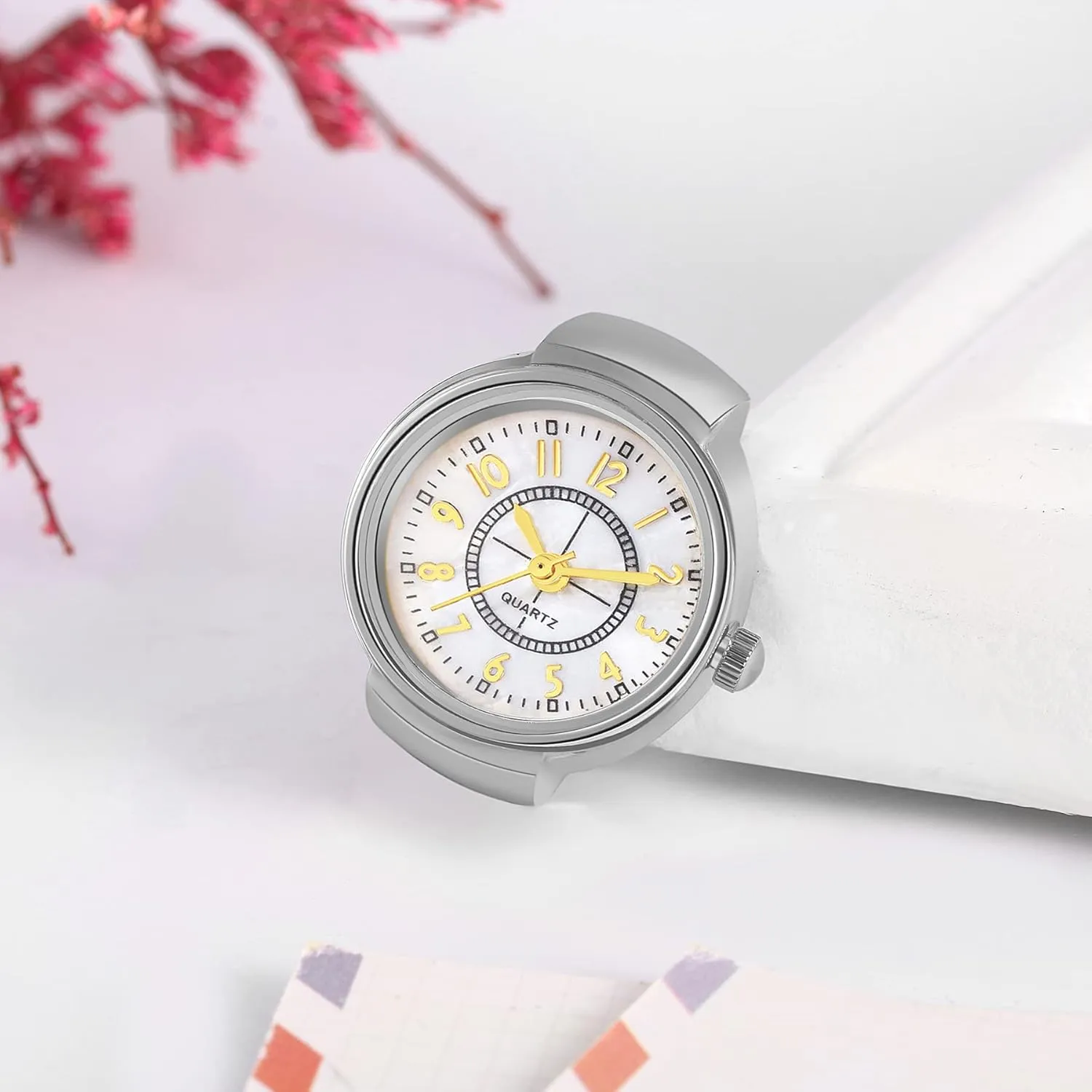 JewelryWe Men Women Finger Watch Stretchy Band Elastic Round Simple Dial Quartz Ring Watches