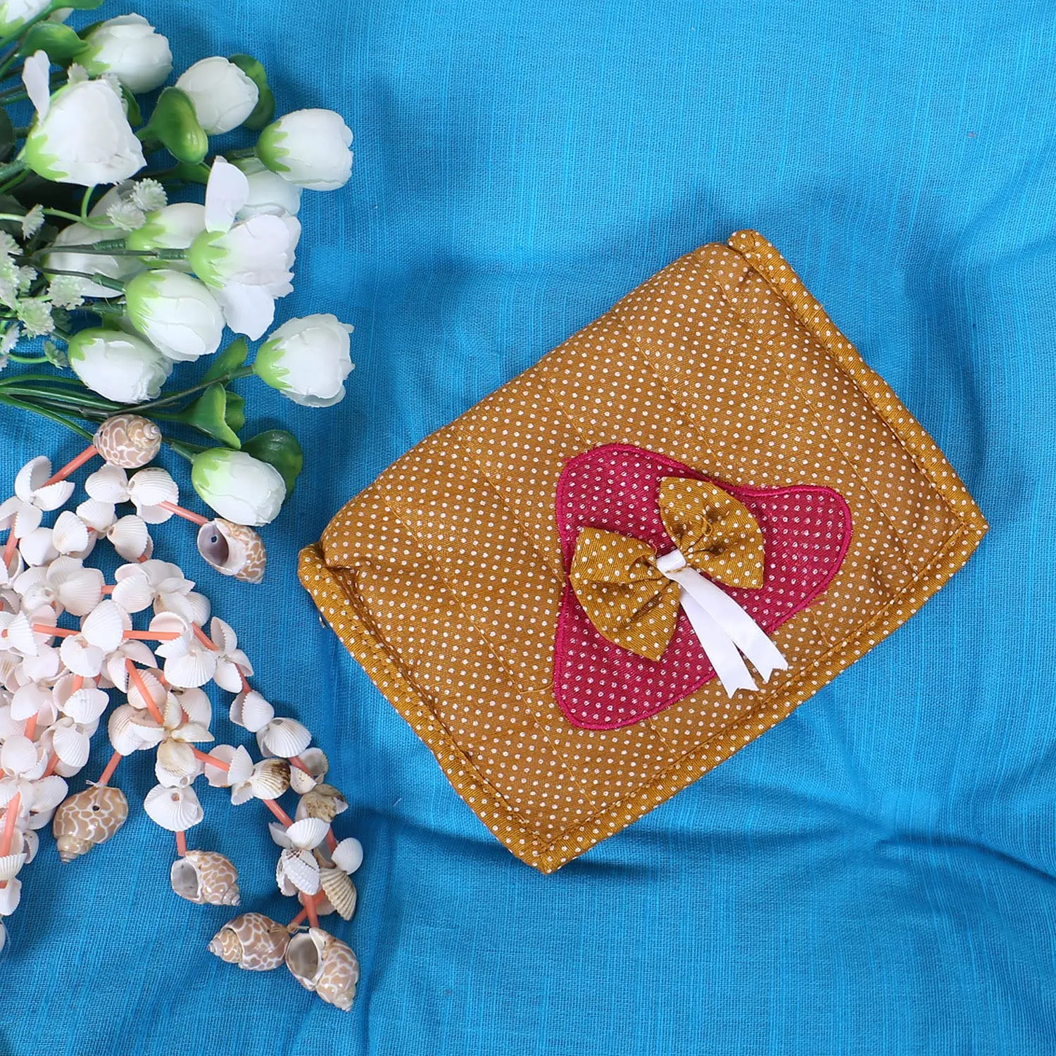 Kuber Industries Jewellery Kit | Cotton Bow Dot Print Travel Kit | 7 Pouch Jewellery Storage Kit | Makeup Organizer for Woman | Gold