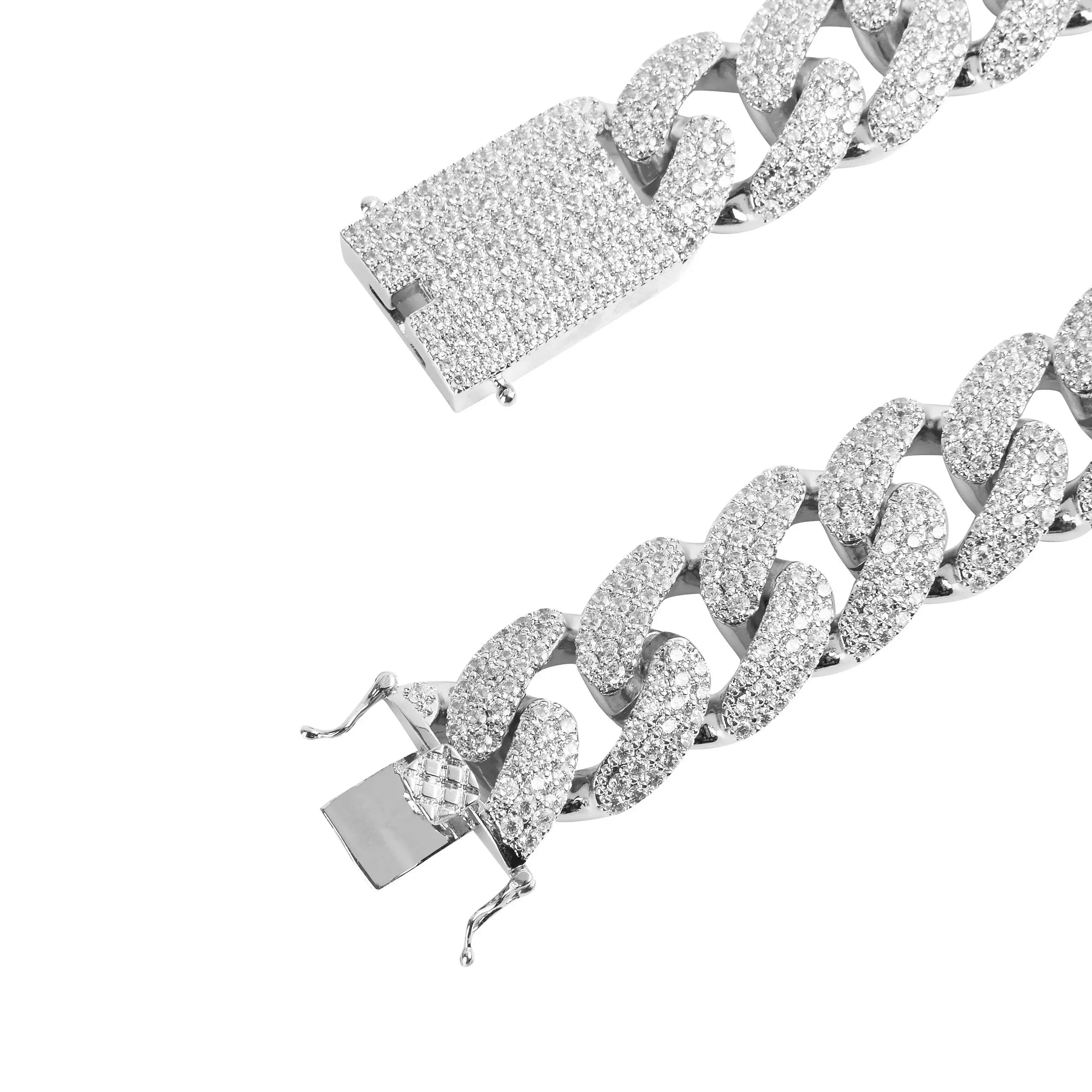 Luxurious 18 MM Cuban Link Chain with Sparkling Cubic Zirconia