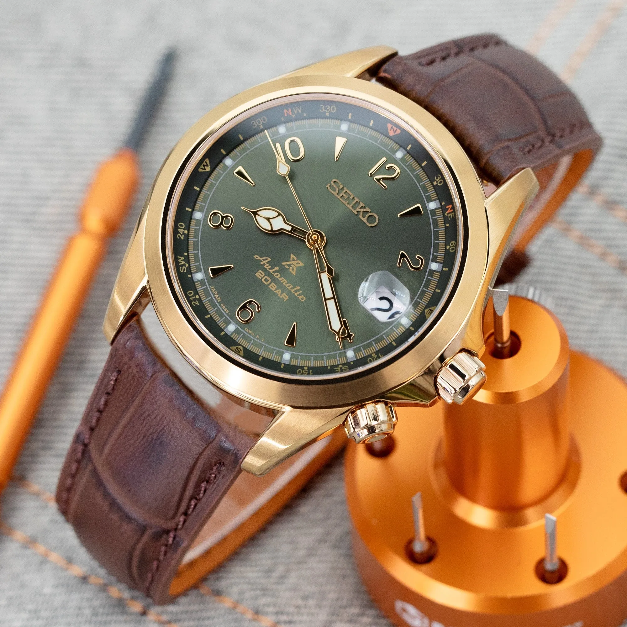 Q.R. 20mm Brown CrocoCalf (Italian Croco Grain) , Semi-curved Watch Band