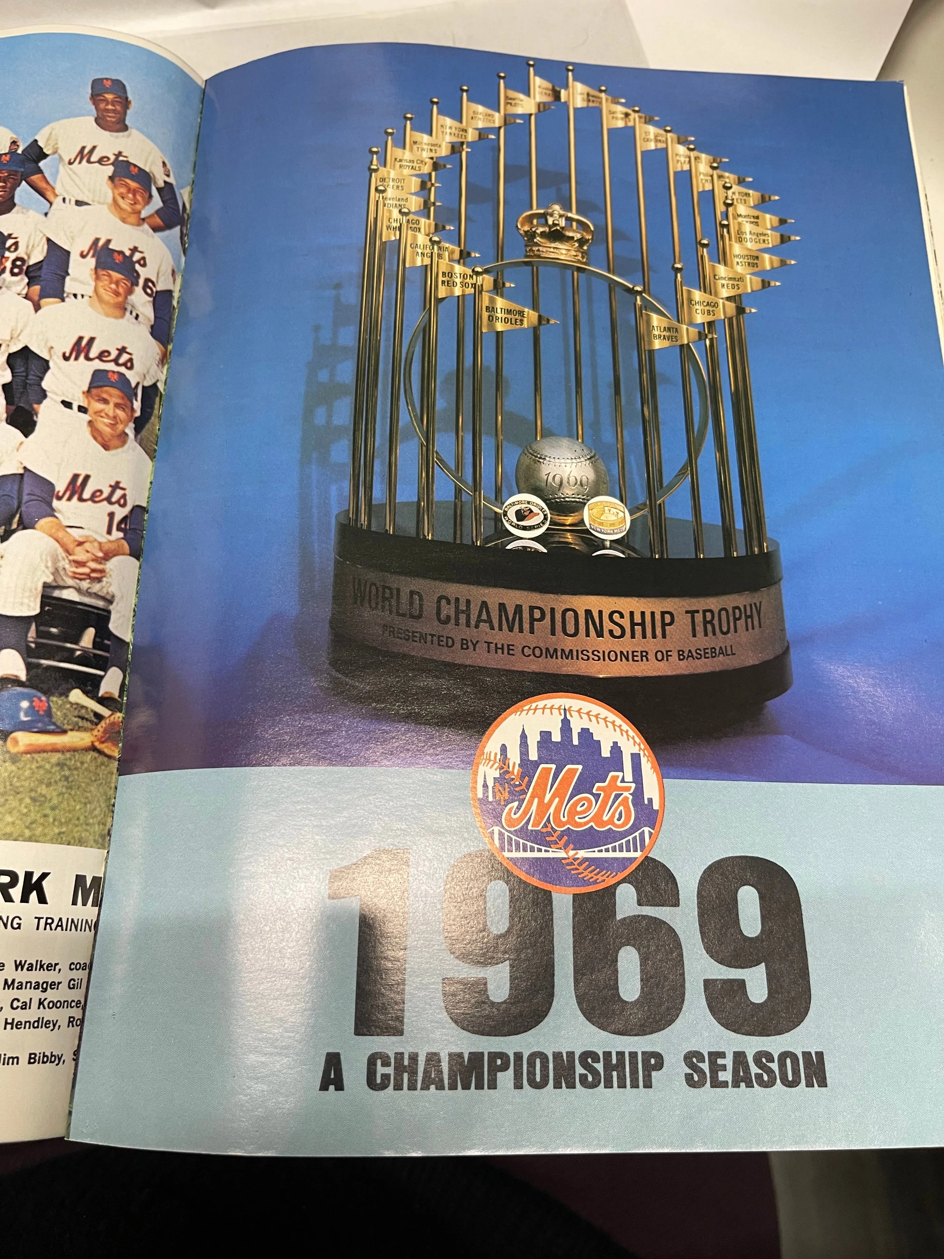 "Flawless 1969 Yearbook: A Treasure from the New York Mets Era"- $1K APR w/ CoA!