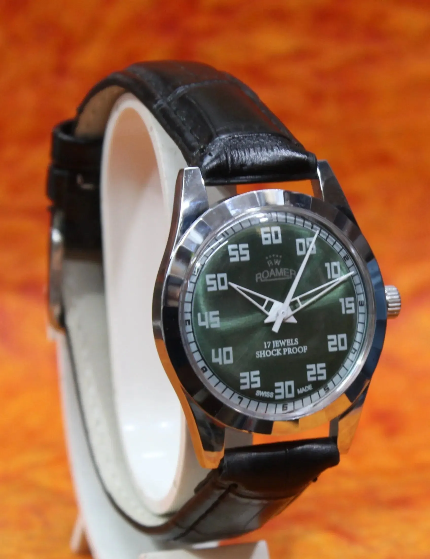 Roamer Vintage 17 Jewels FHF ST96 Mechanical Hand Winding Swiss Made Black Dial Wristwatch