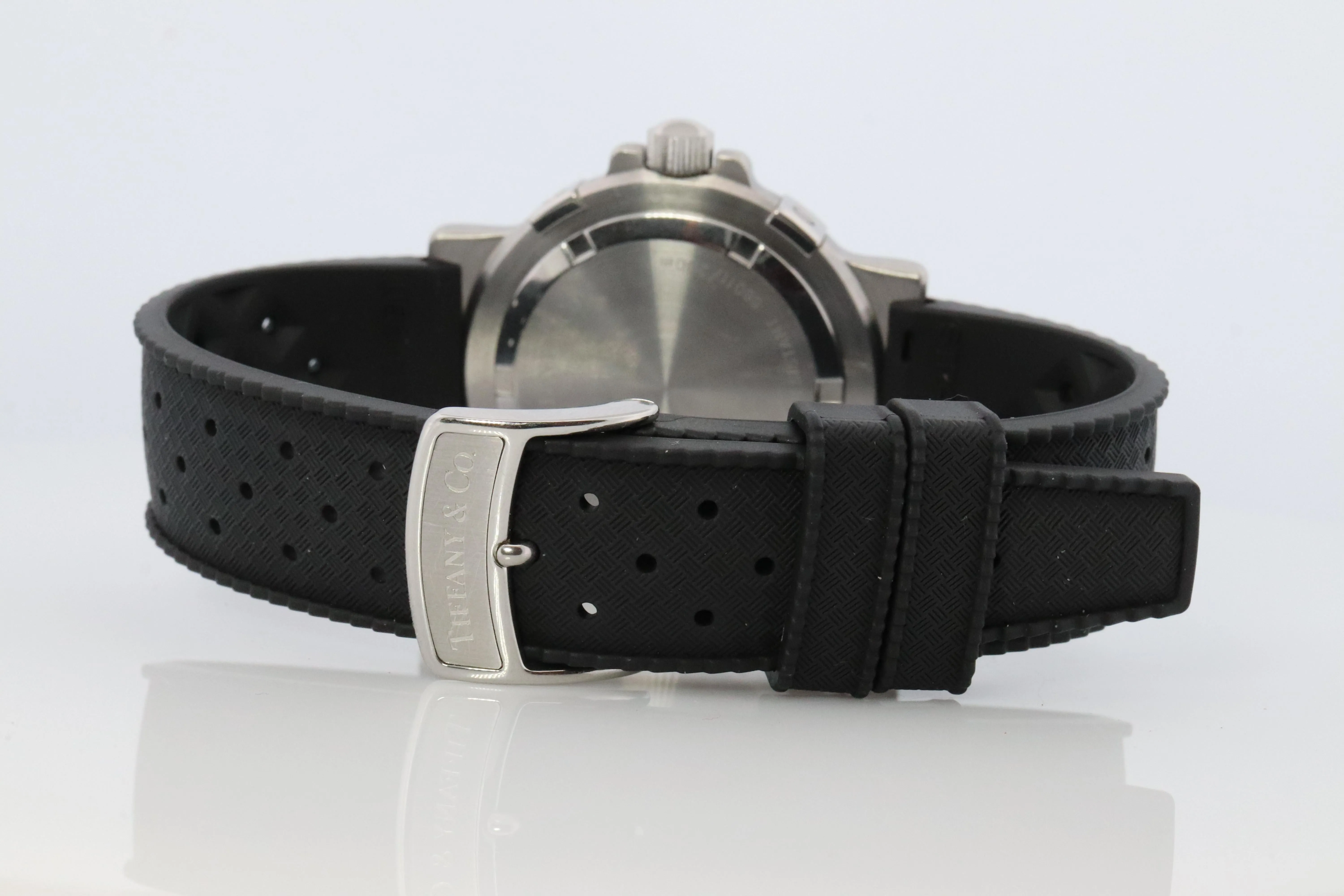 Tiffany and Co Diver Watch. SS Tiffany Co Mens M0711 40mm Watch