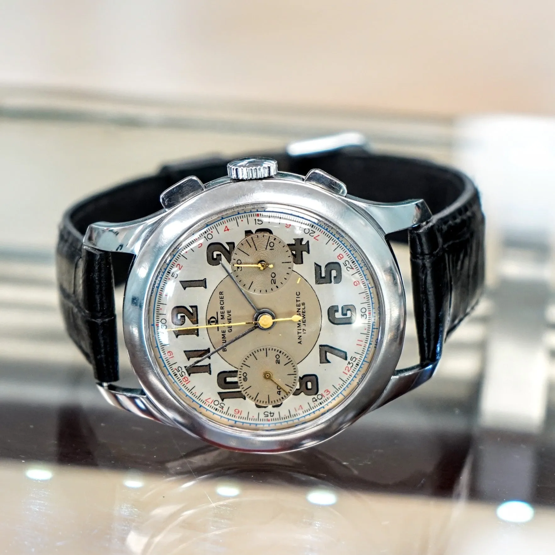Vintage BAUME & MERCIER Geneve Chronograph Watch Antimagnetic 17 Jewels 39mm Swiss Made