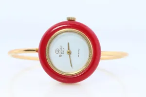 Vintage GUCCI Quartz Watch. RARE Made in Italy Gucci Ladies Bangle Bezel watch