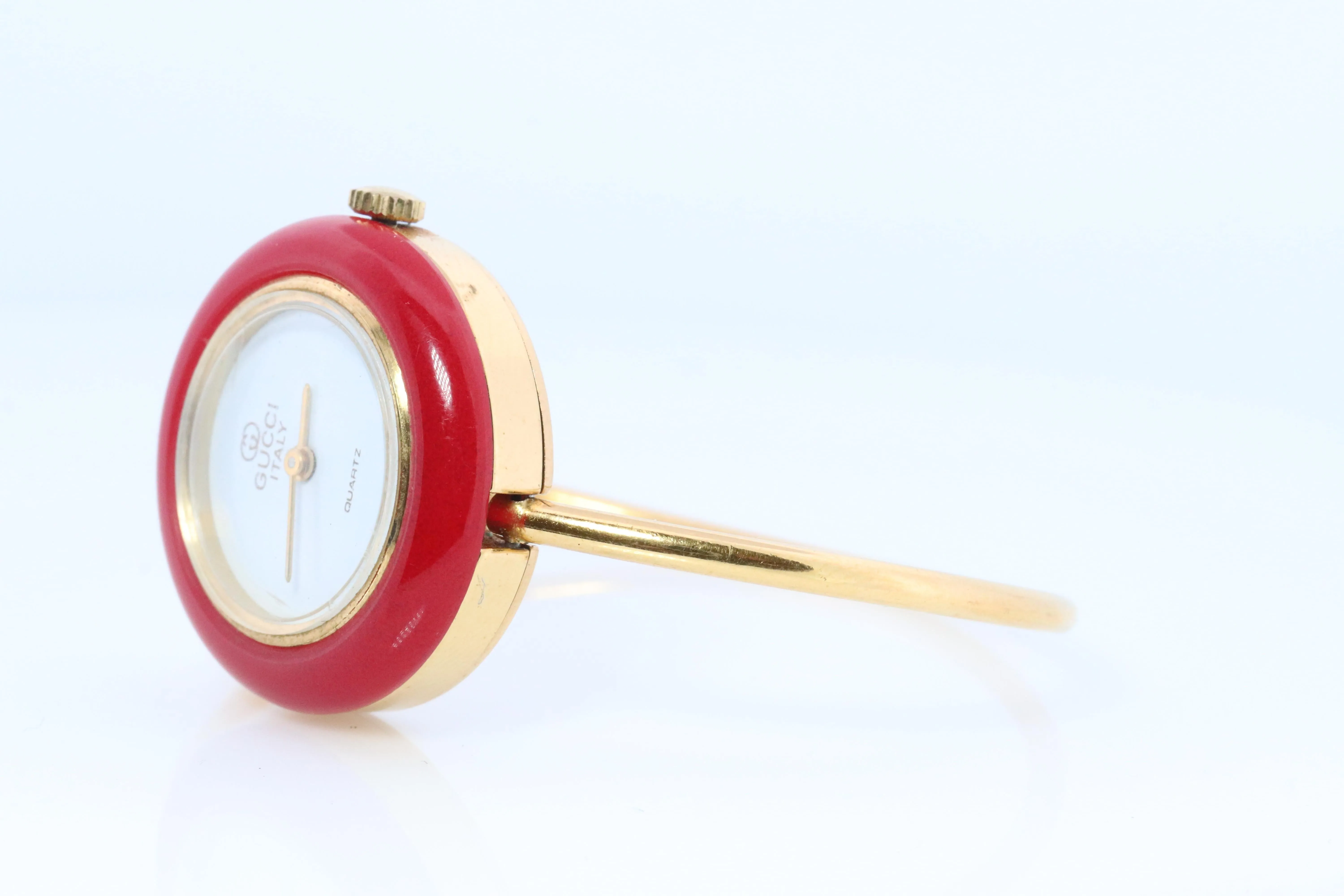 Vintage GUCCI Quartz Watch. RARE Made in Italy Gucci Ladies Bangle Bezel watch
