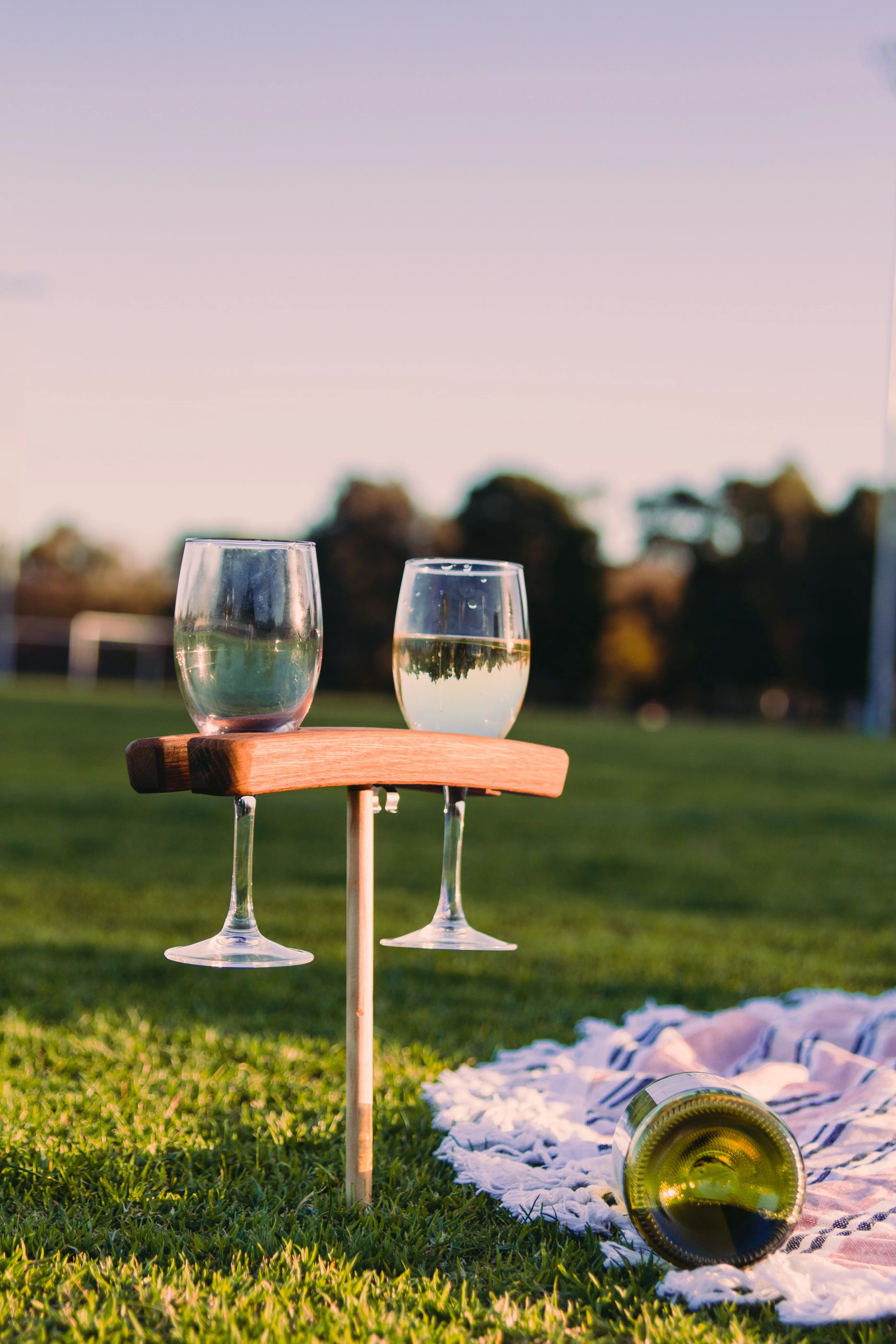 Winestains Double Beach Stake  -Travel Friendly 2 wine glass holder